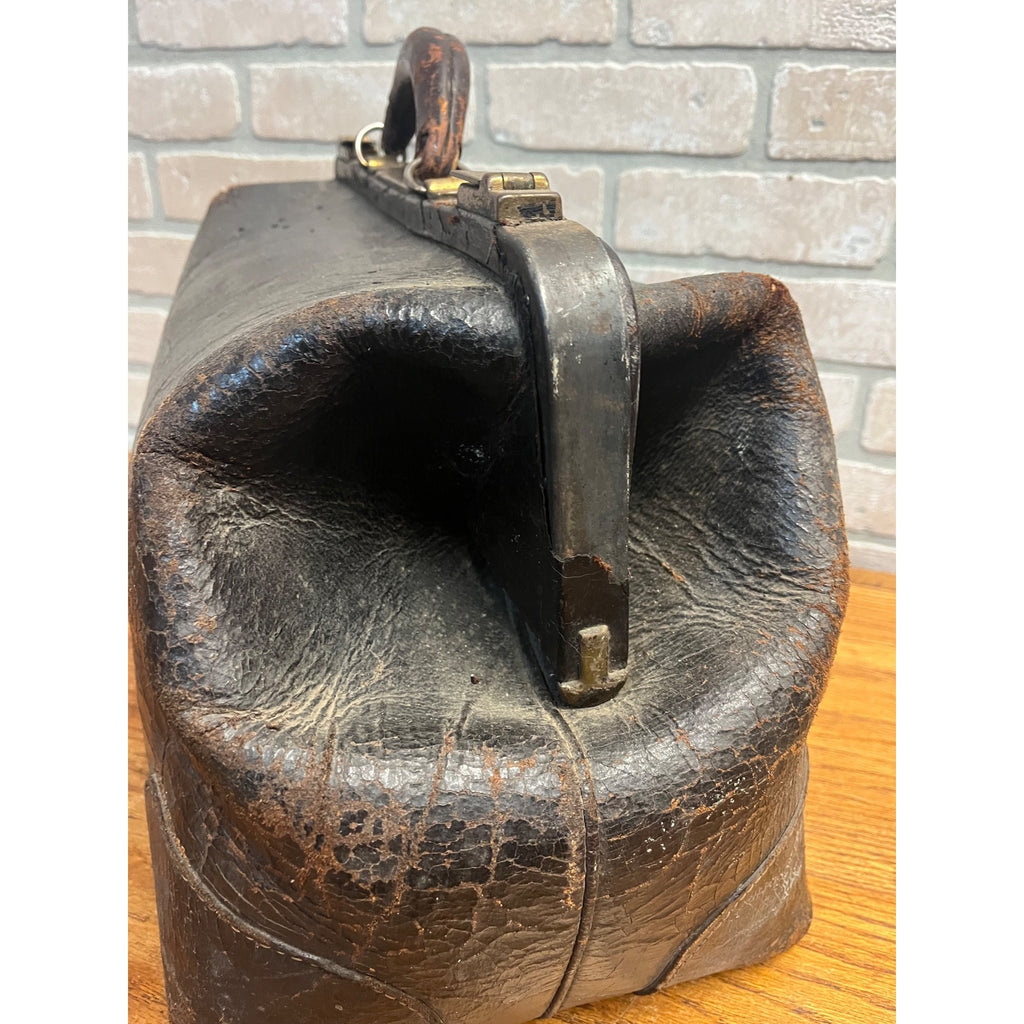 Antique Early 1900s Doctor Bag Medicine Bag Black Leather No Key - Distressed
