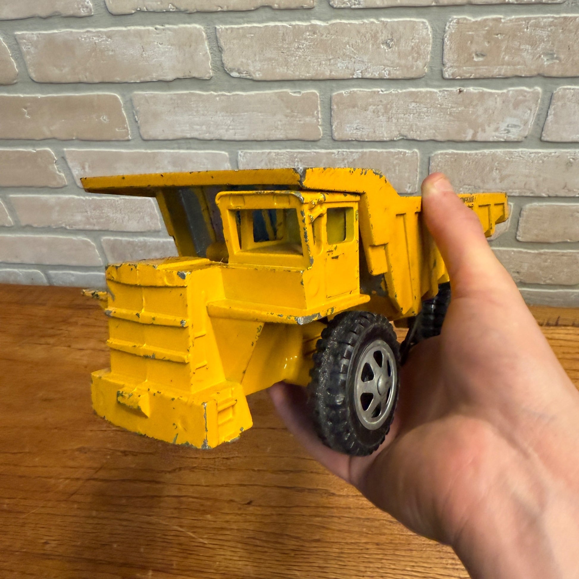 Ertl LeTourneau - Westinghouse Off Road Dump Truck As Is