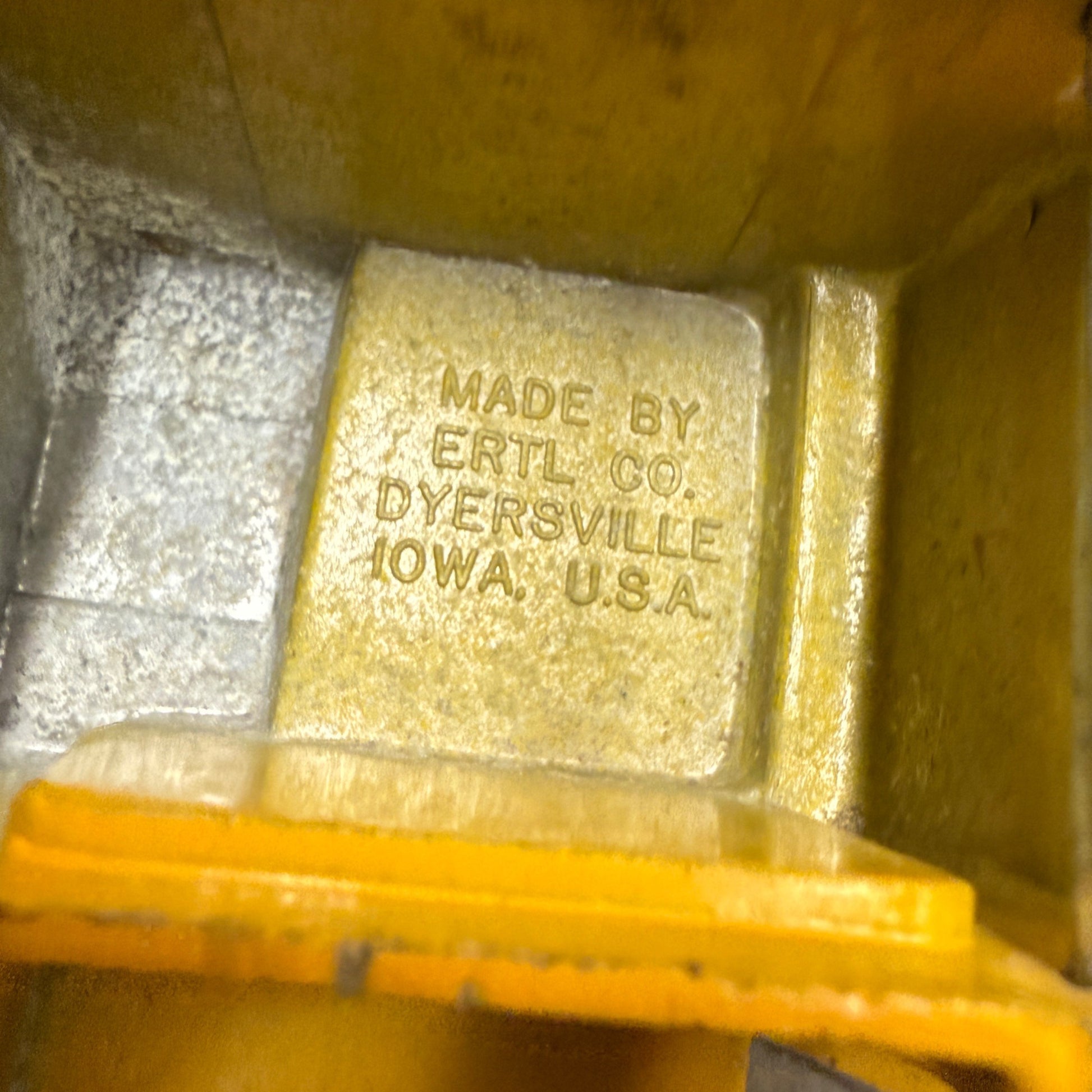 Ertl LeTourneau - Westinghouse Off Road Dump Truck As Is