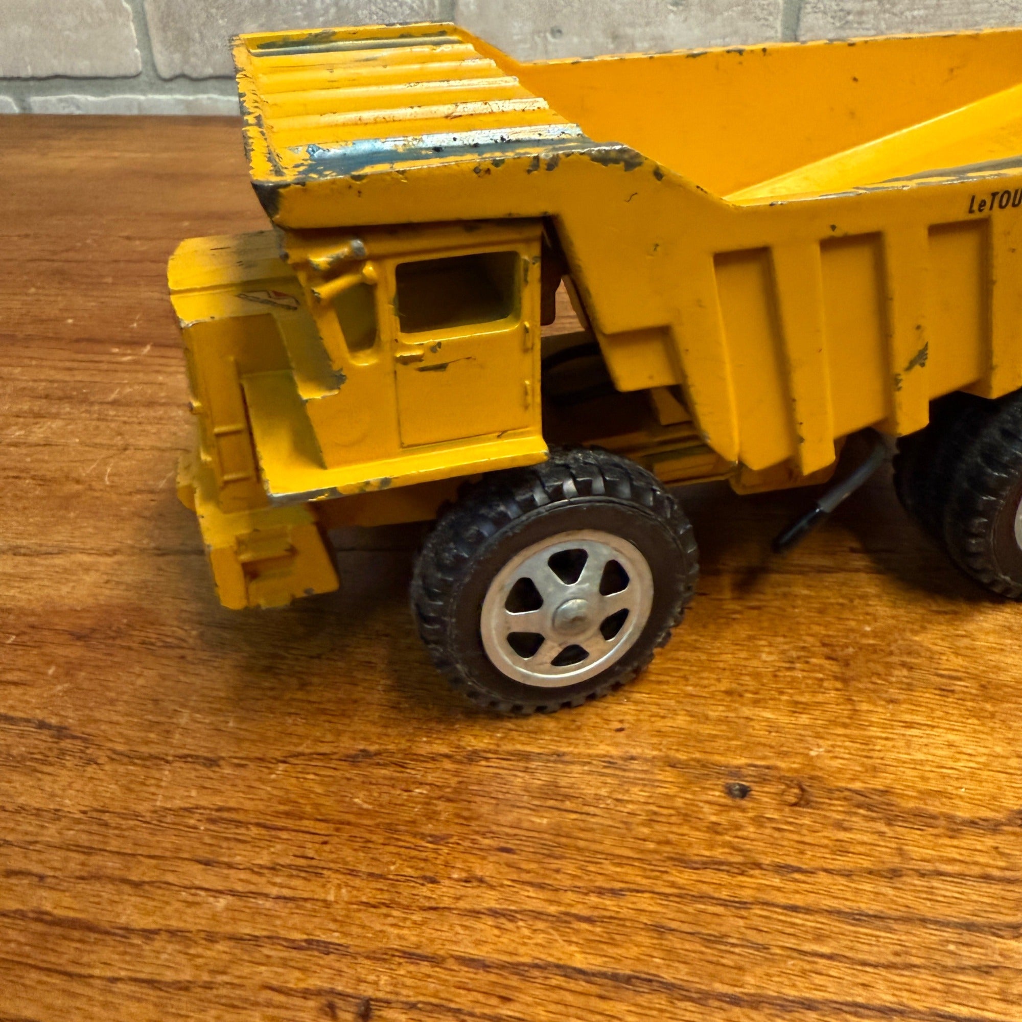 Ertl LeTourneau - Westinghouse Off Road Dump Truck As Is