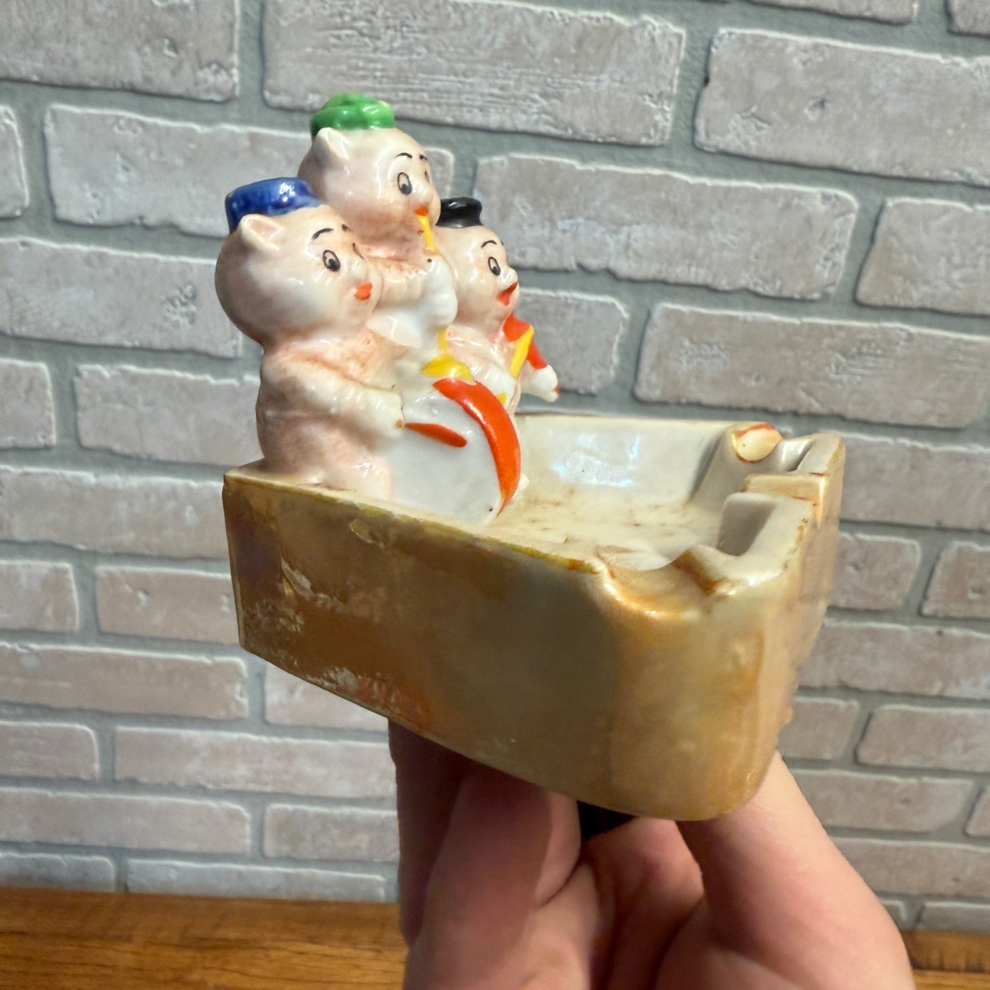 Vintage 3 Little Pigs Band Ashtray Made in Japan  Lusterware