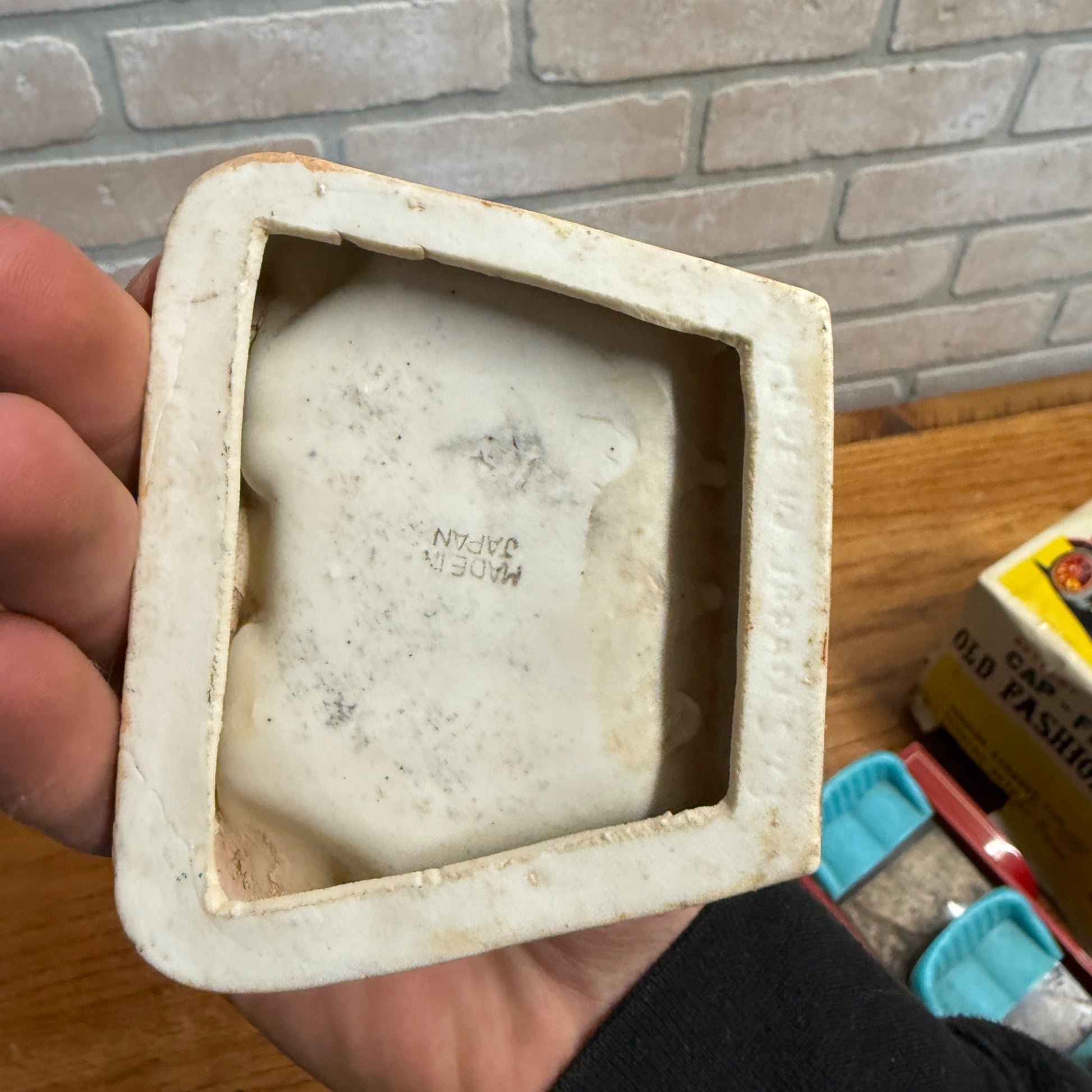 Vintage 3 Little Pigs Band Ashtray Made in Japan  Lusterware