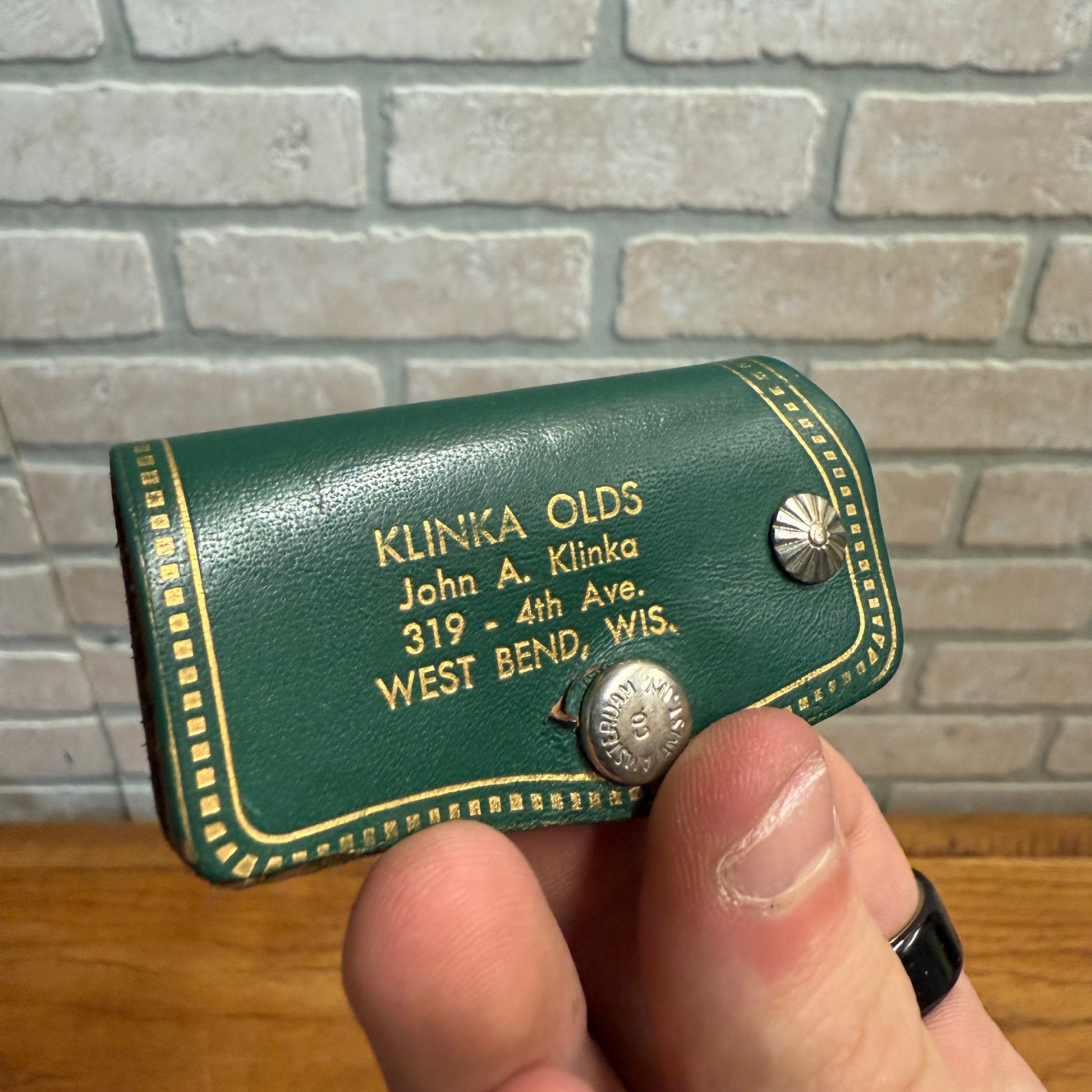 Vintage Klinka Olds Oldsmobile West Bend Wisconsin Advertising Key Fob