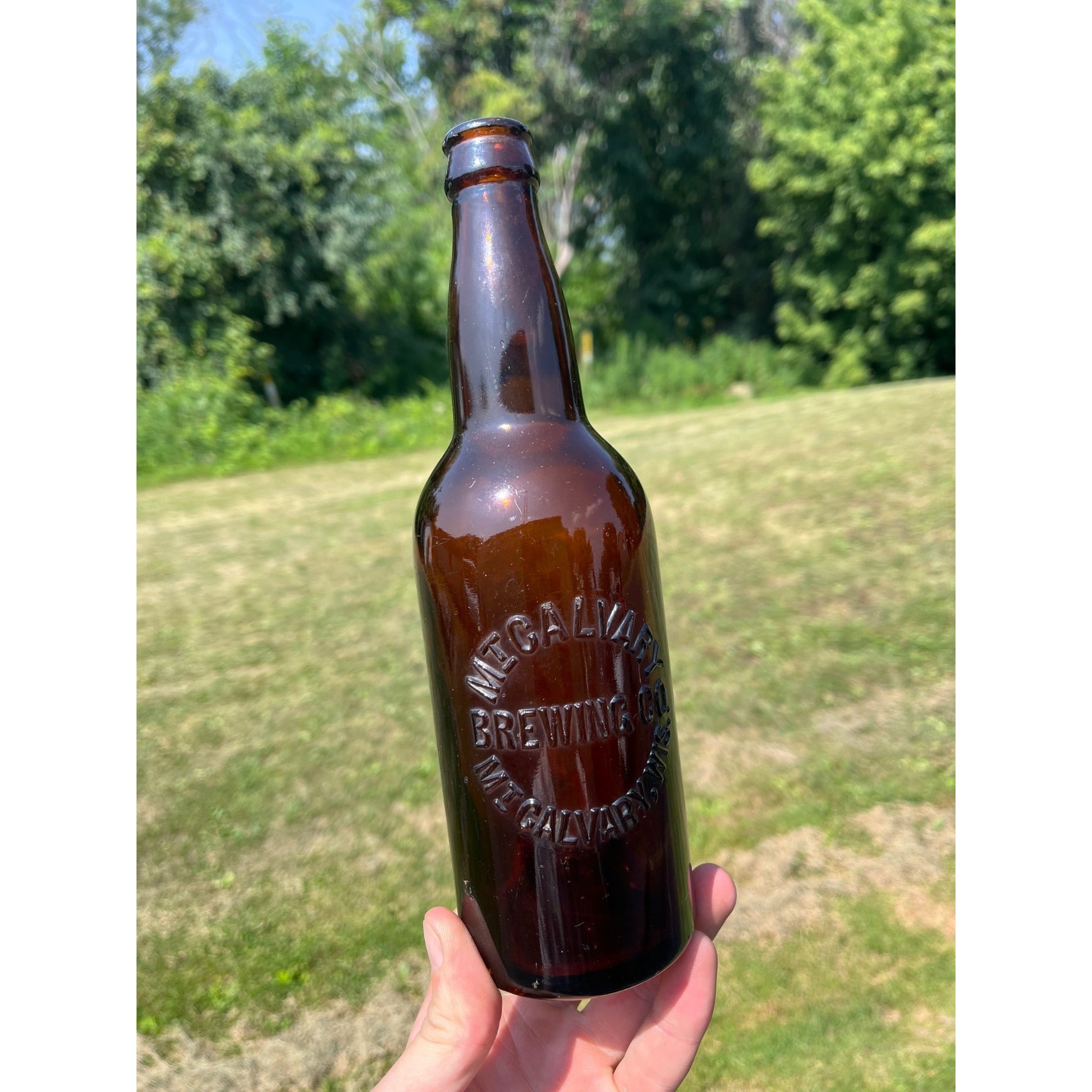 SCARCE Pre-Prohibition Mt. Calvary Brewing Company Wis Amber Brown Beer Bottle