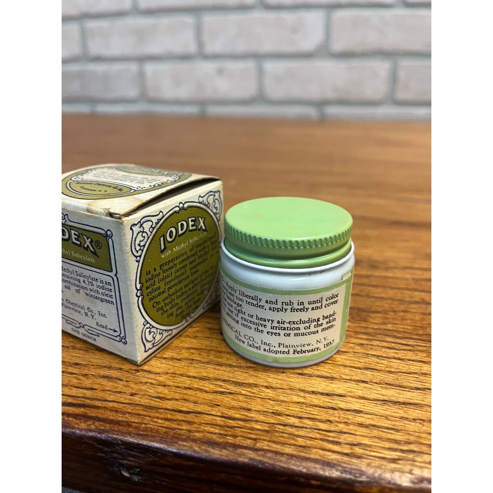 Iodex Methyl Salicyl Ointment Milk Glass Jar Original Label & Box Quack Medicine
