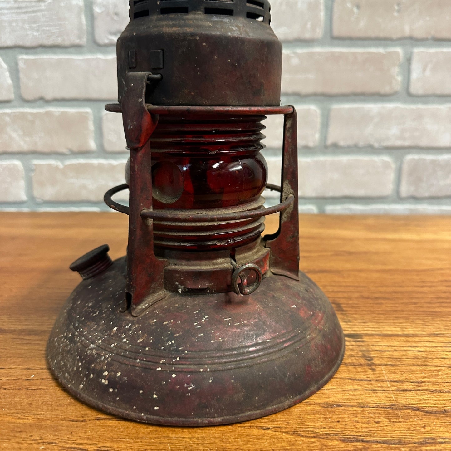 Vintage DIETZ No 40 Traffic Gard Lantern Red Globe Embury w Handle