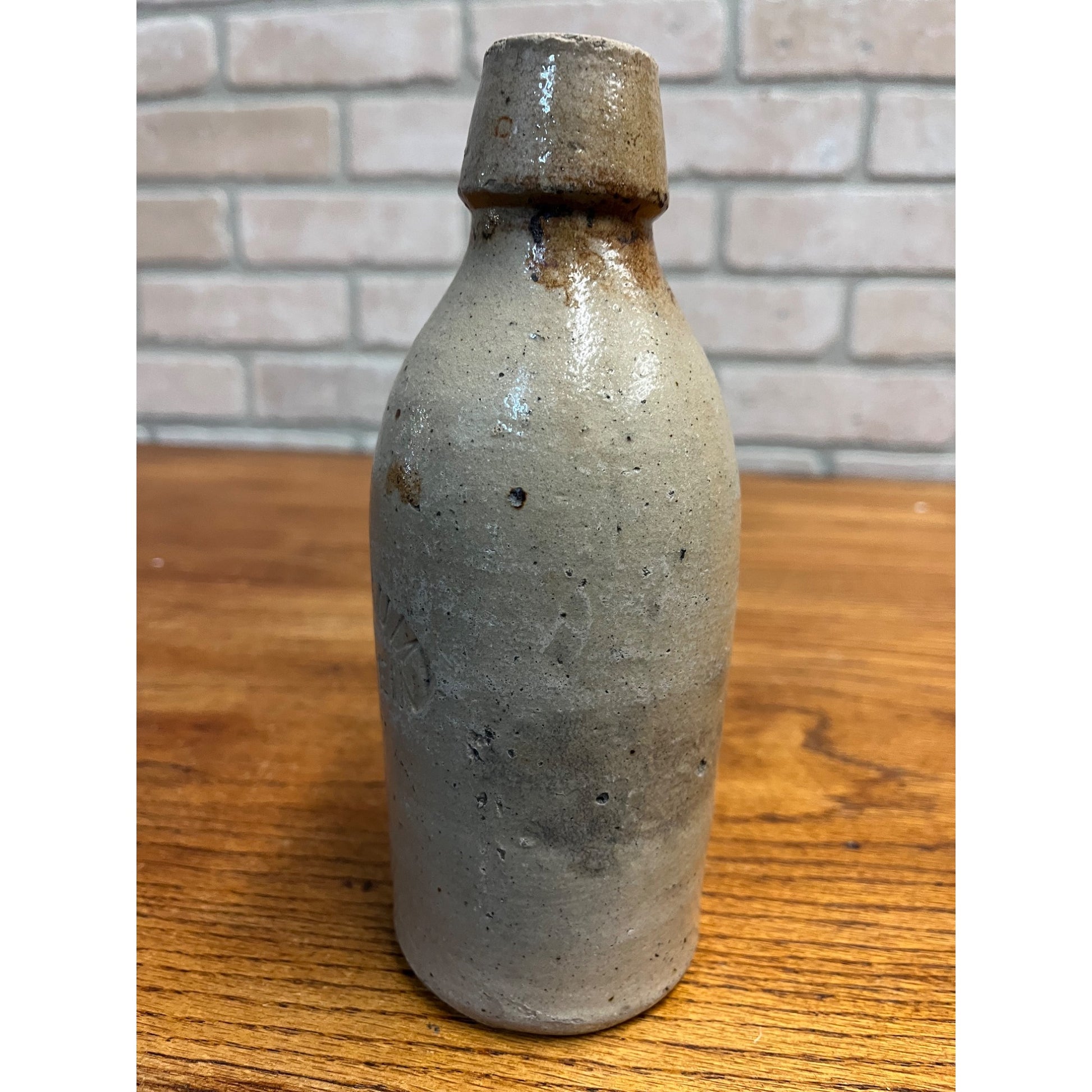 Antique 1800s GRISBAUM & KEHREIN Milwaukee Wis. Clay Stoneware Beer Bottle