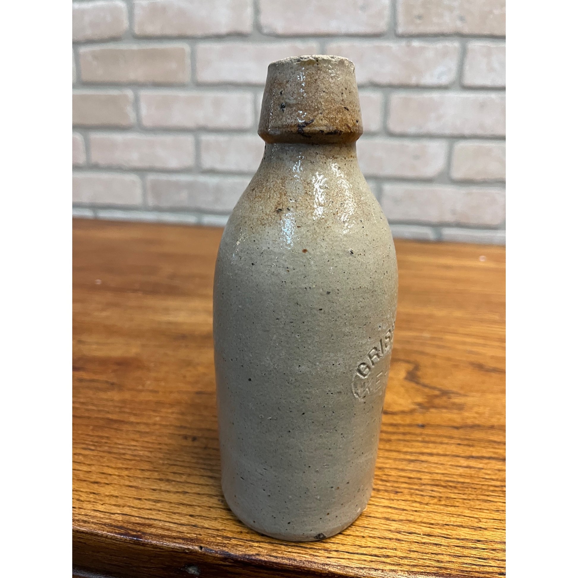 Antique 1800s GRISBAUM & KEHREIN Milwaukee Wis. Clay Stoneware Beer Bottle