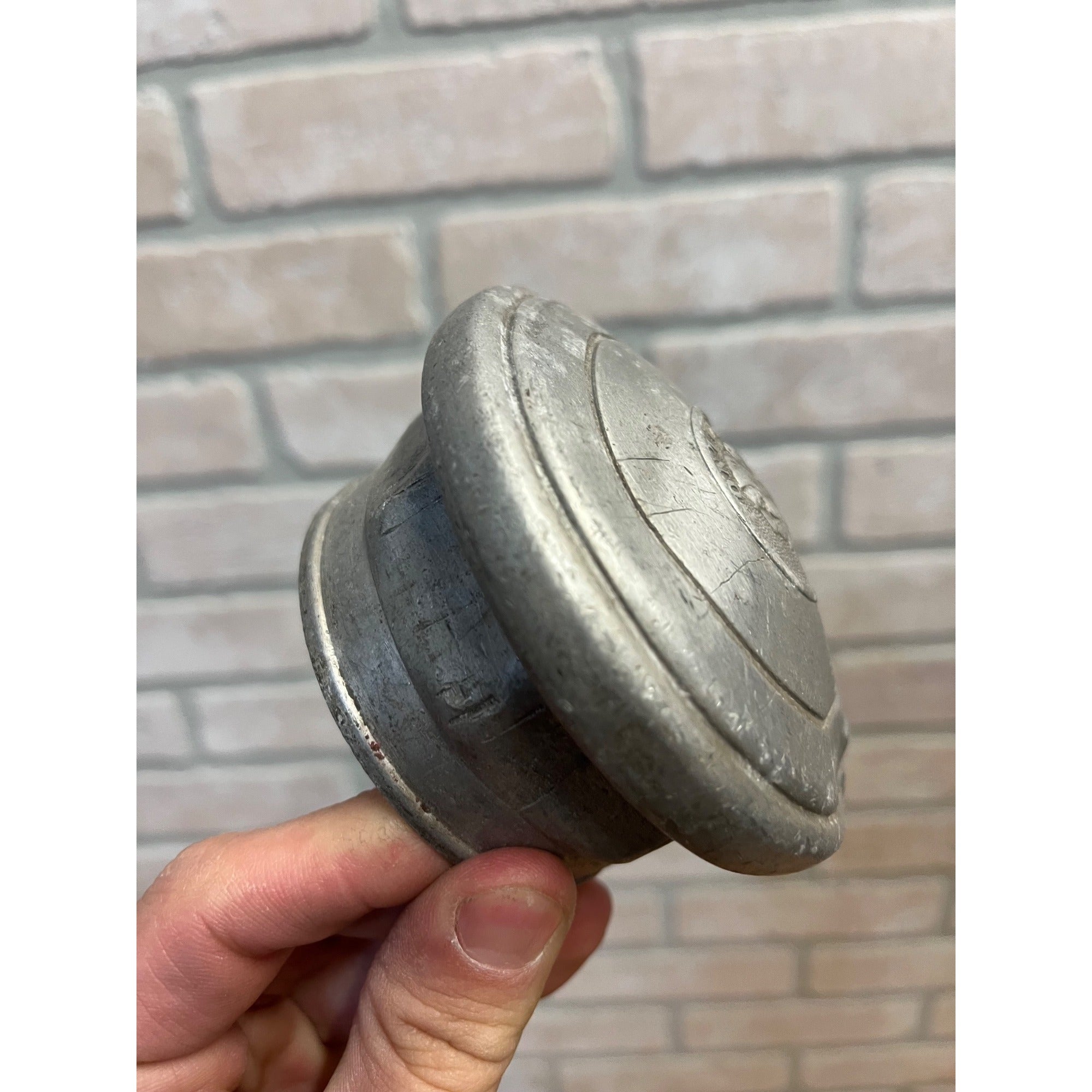 Original Pontiac Indian Chief Car Automobile Thread-On Cap Grease Dust Cover