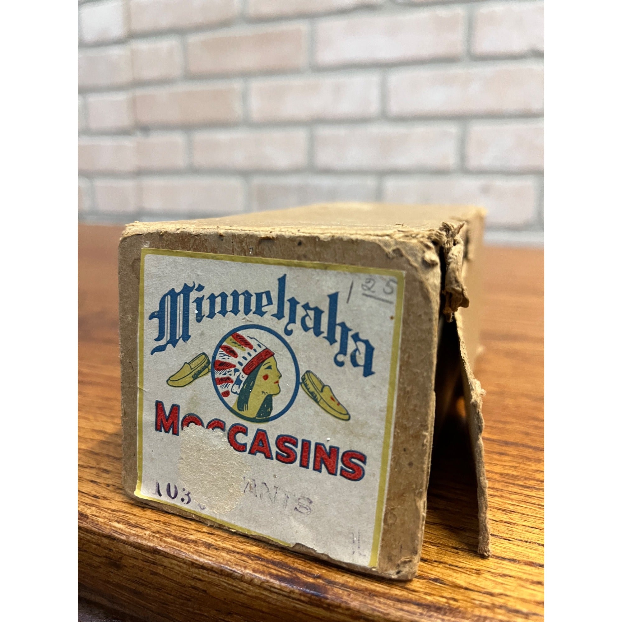 Vintage 1930s Minnehaha Moccasins Child's Empty Shoe Box Indian Native American