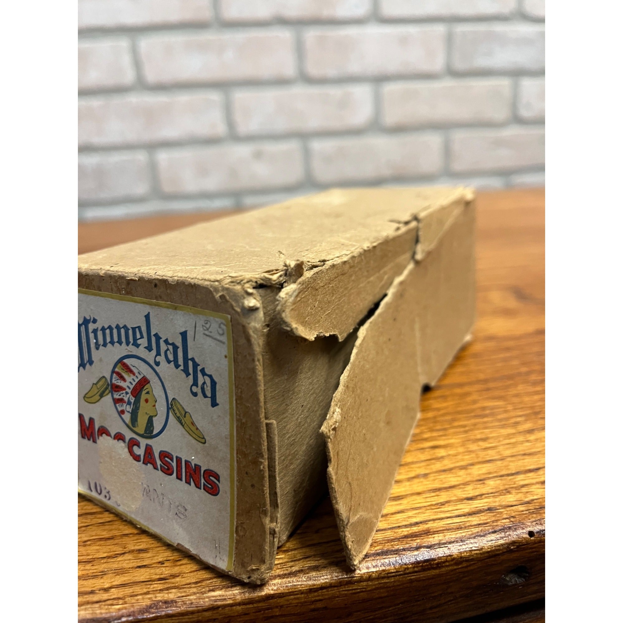 Vintage 1930s Minnehaha Moccasins Child's Empty Shoe Box Indian Native American