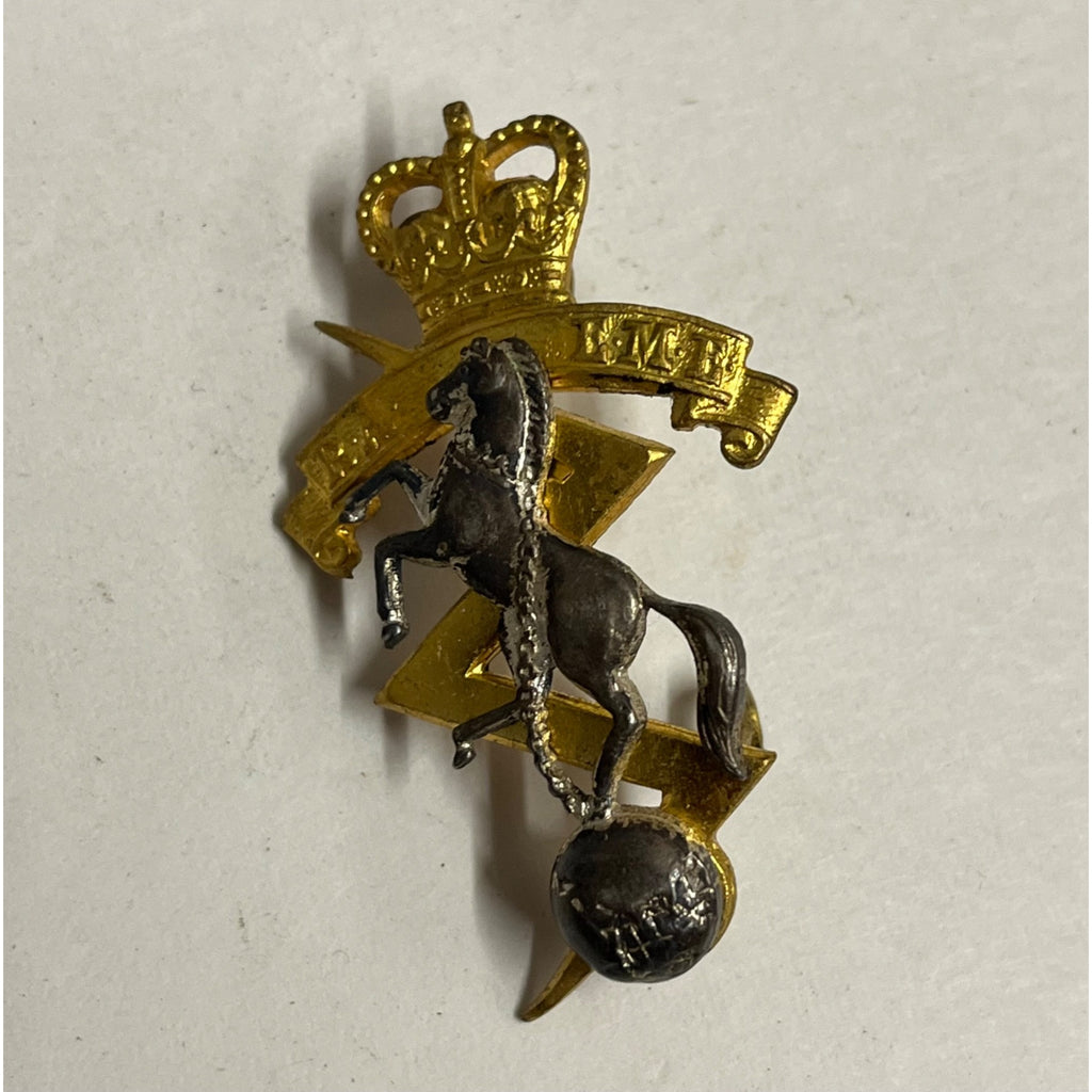 Vintage WW1 WW2 Australian Commonwealth Military Forces + RAEME Hat Pins Badges