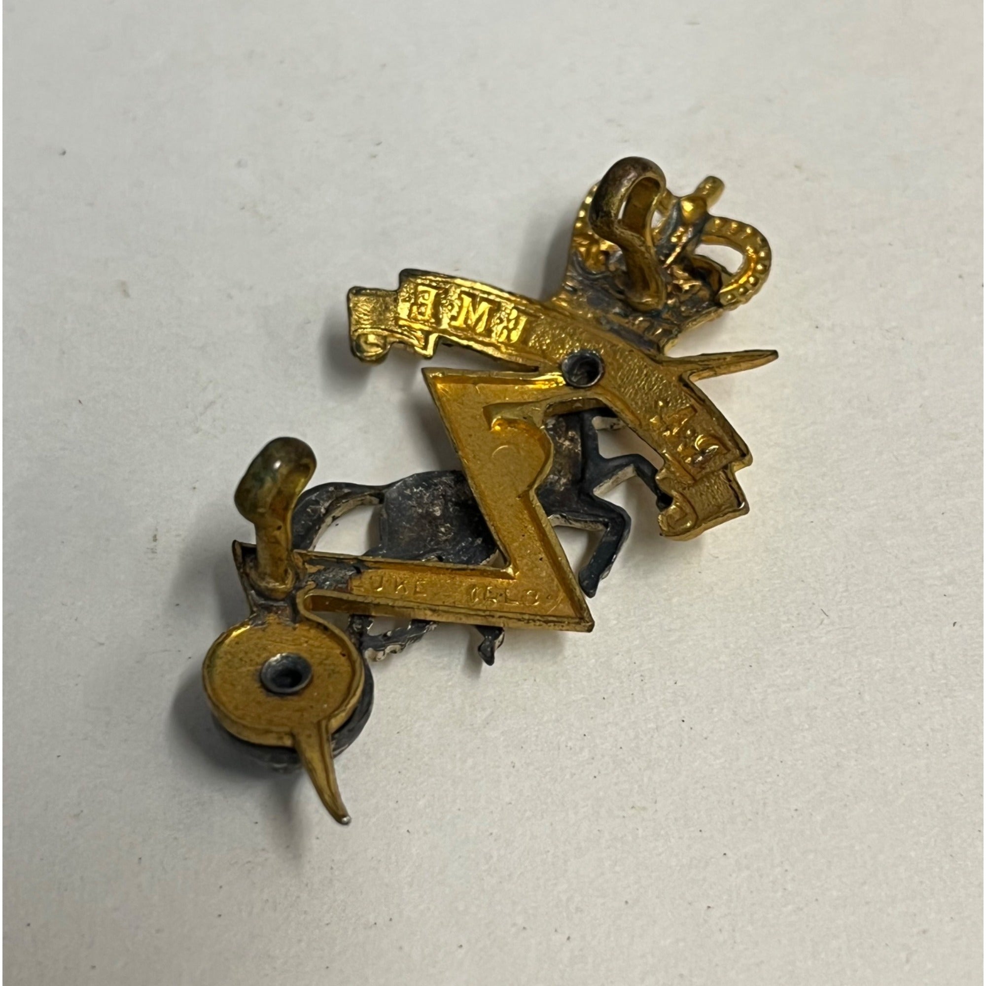 Vintage WW1 WW2 Australian Commonwealth Military Forces + RAEME Hat Pins Badges