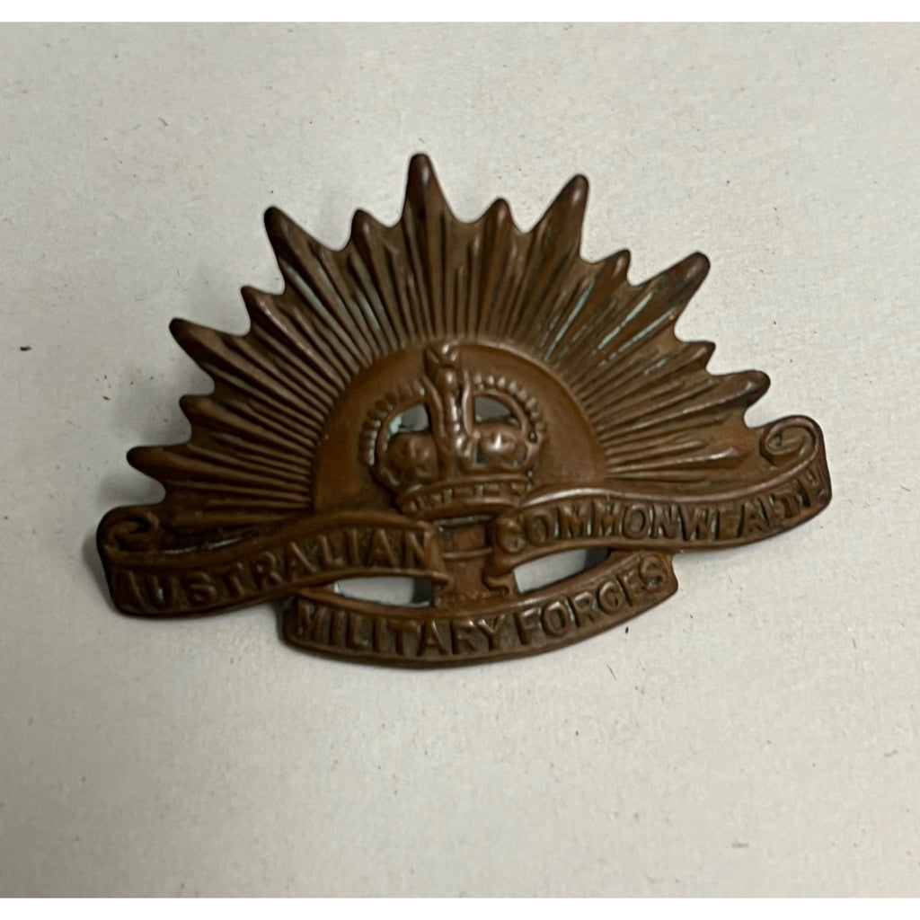 Vintage WW1 WW2 Australian Commonwealth Military Forces + RAEME Hat Pins Badges