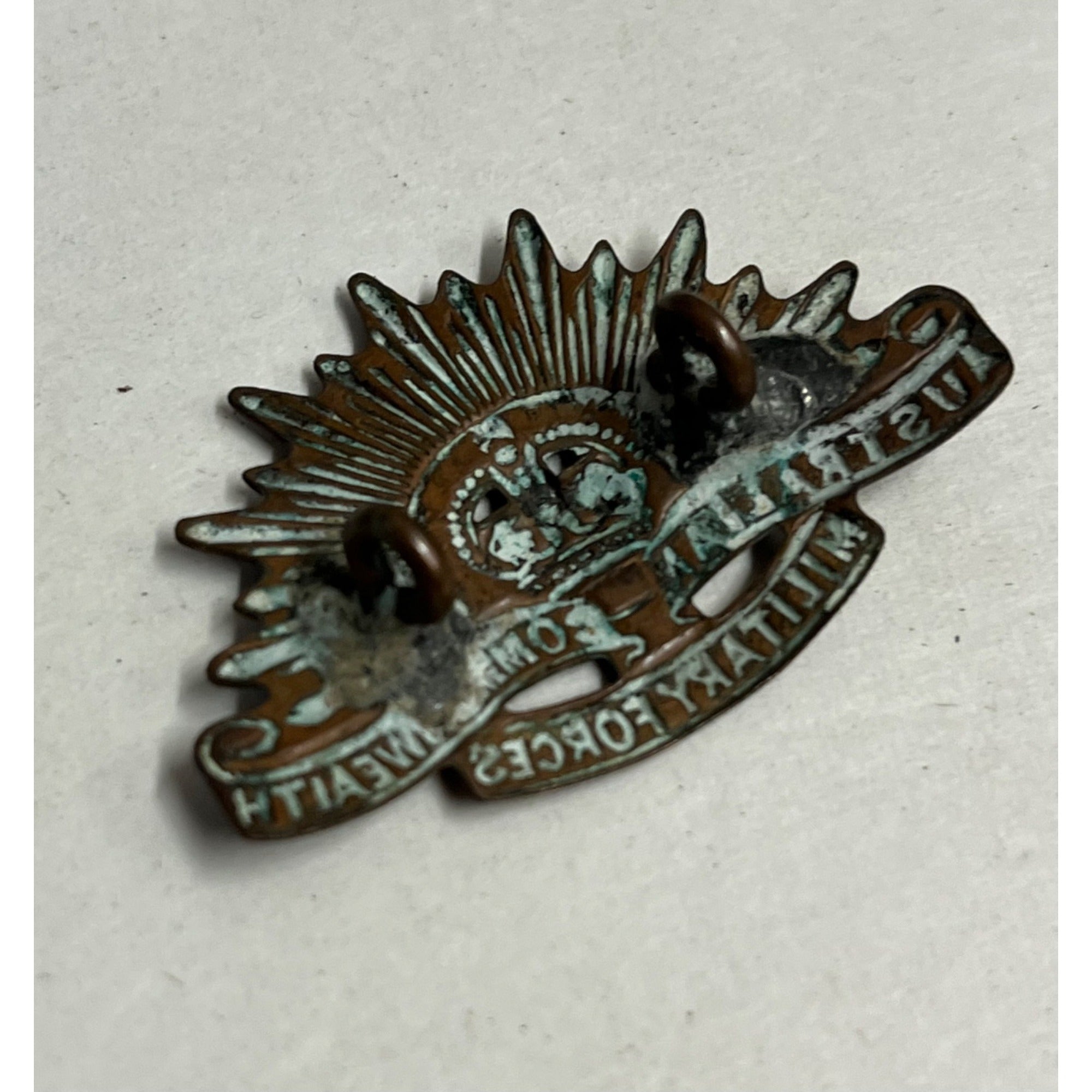 Vintage WW1 WW2 Australian Commonwealth Military Forces + RAEME Hat Pins Badges