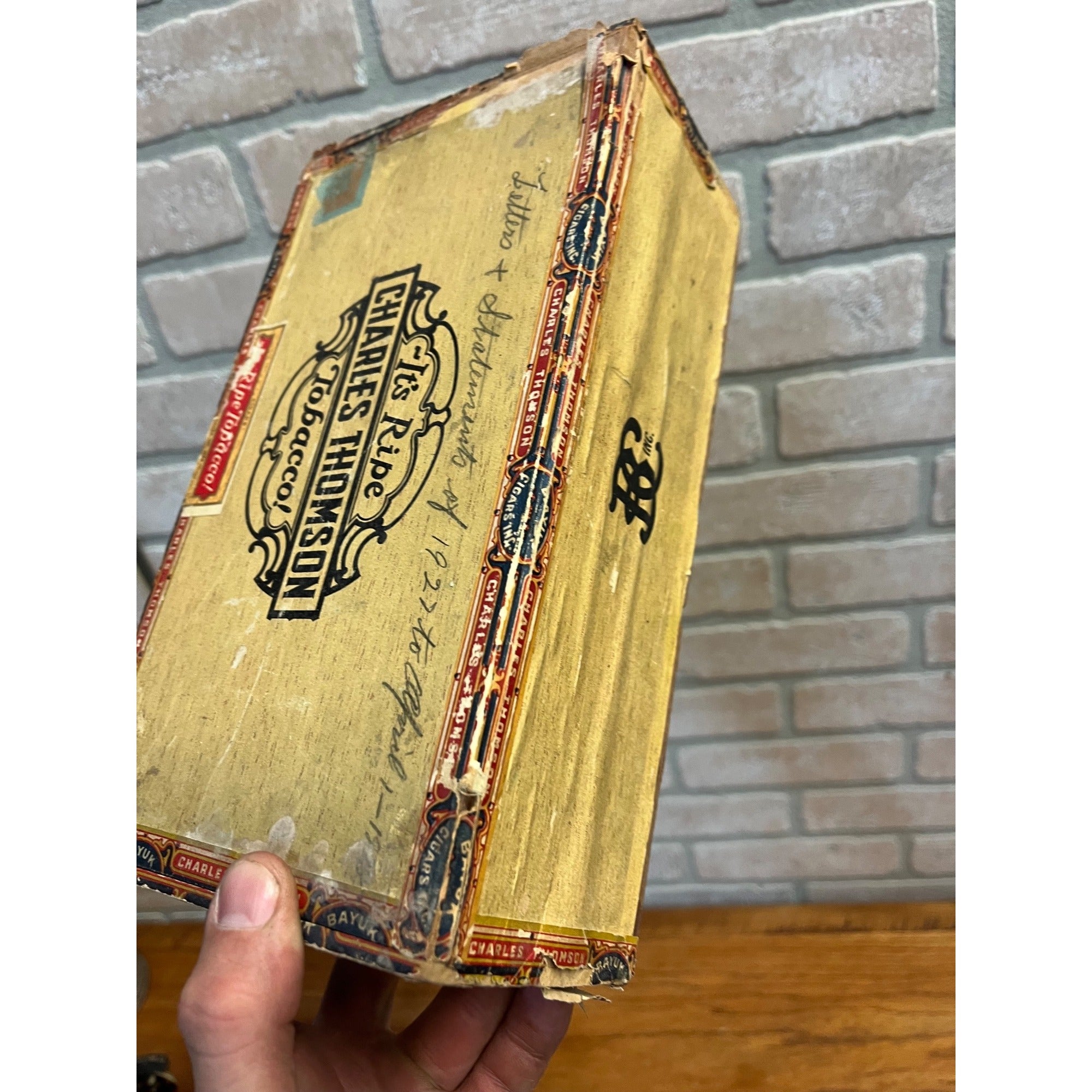 Vintage Charles Thompson Tobacco Wooden Cigar Box Yungfello Foil Wraps Philadelphia, Pennsylvania