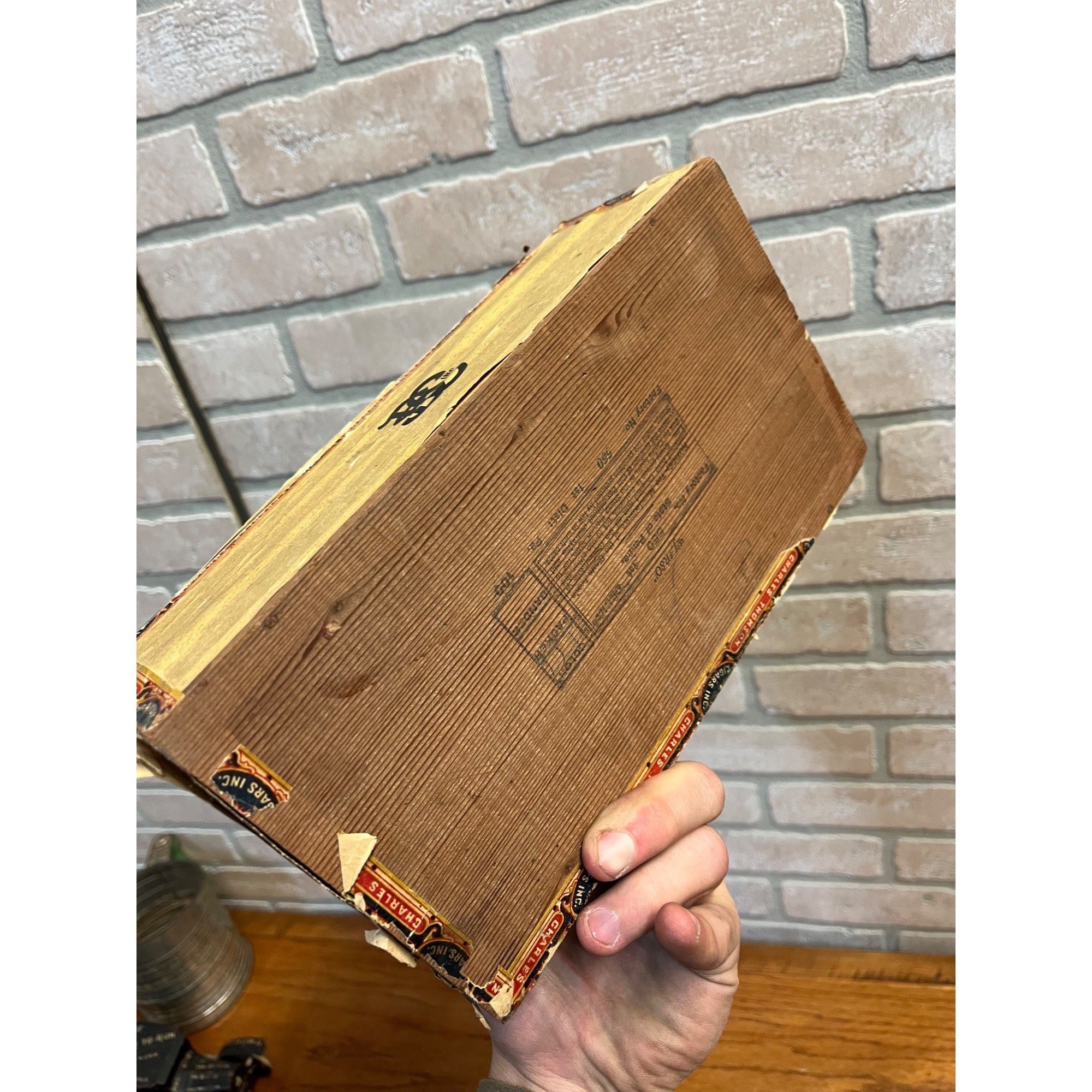 Vintage Charles Thompson Tobacco Wooden Cigar Box Yungfello Foil Wraps Philadelphia, Pennsylvania