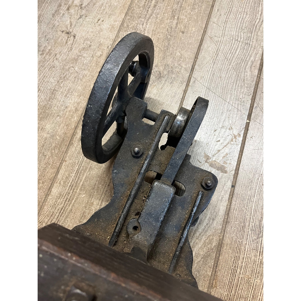 Antique American No. 1 Band Saw Blade Tooth Setter Hand Crank Tool