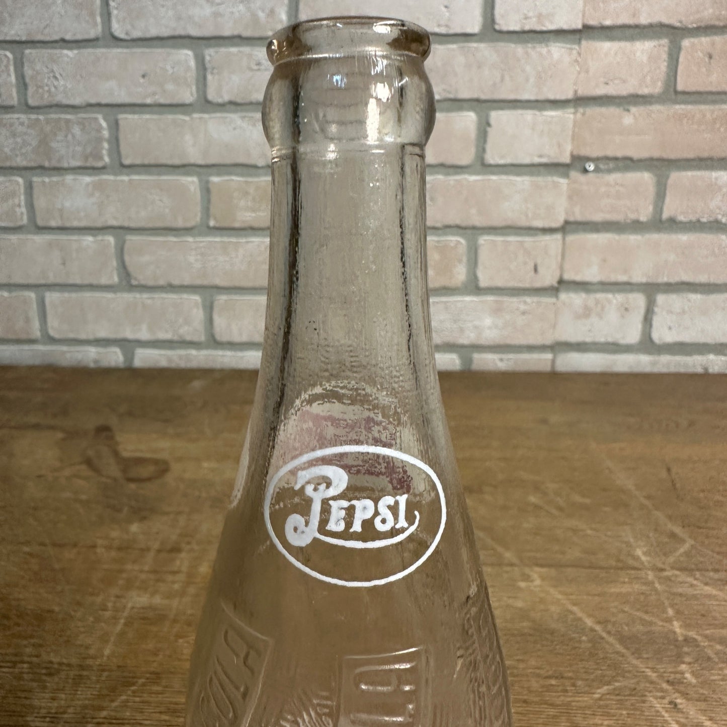 Scarce Pepsi Cola Red White Double Dot 12 Oz Chicago Illinois Soda Bottle