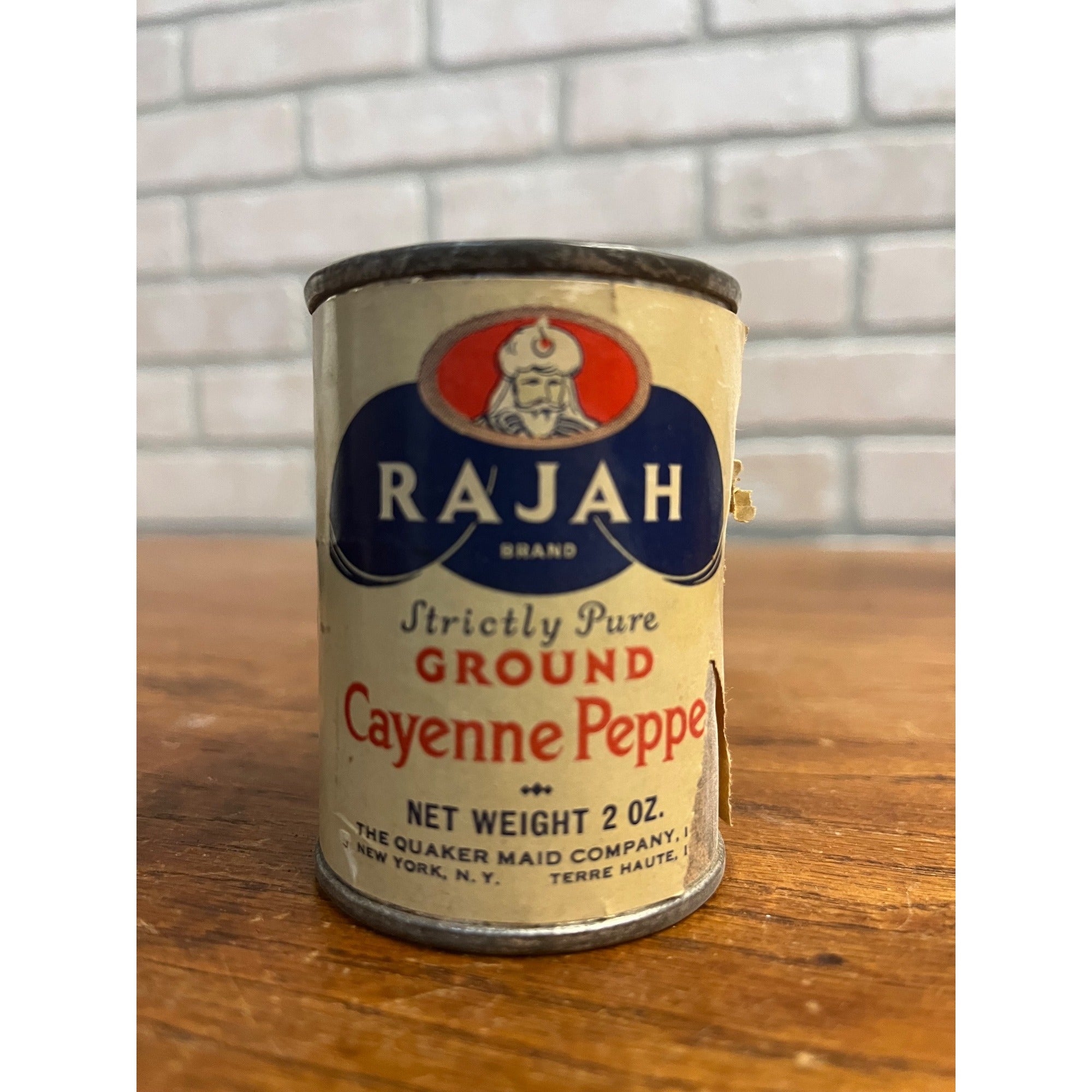 Vintage Rajah Brand Pepper ROUND Spice Tin Kitchen Decor