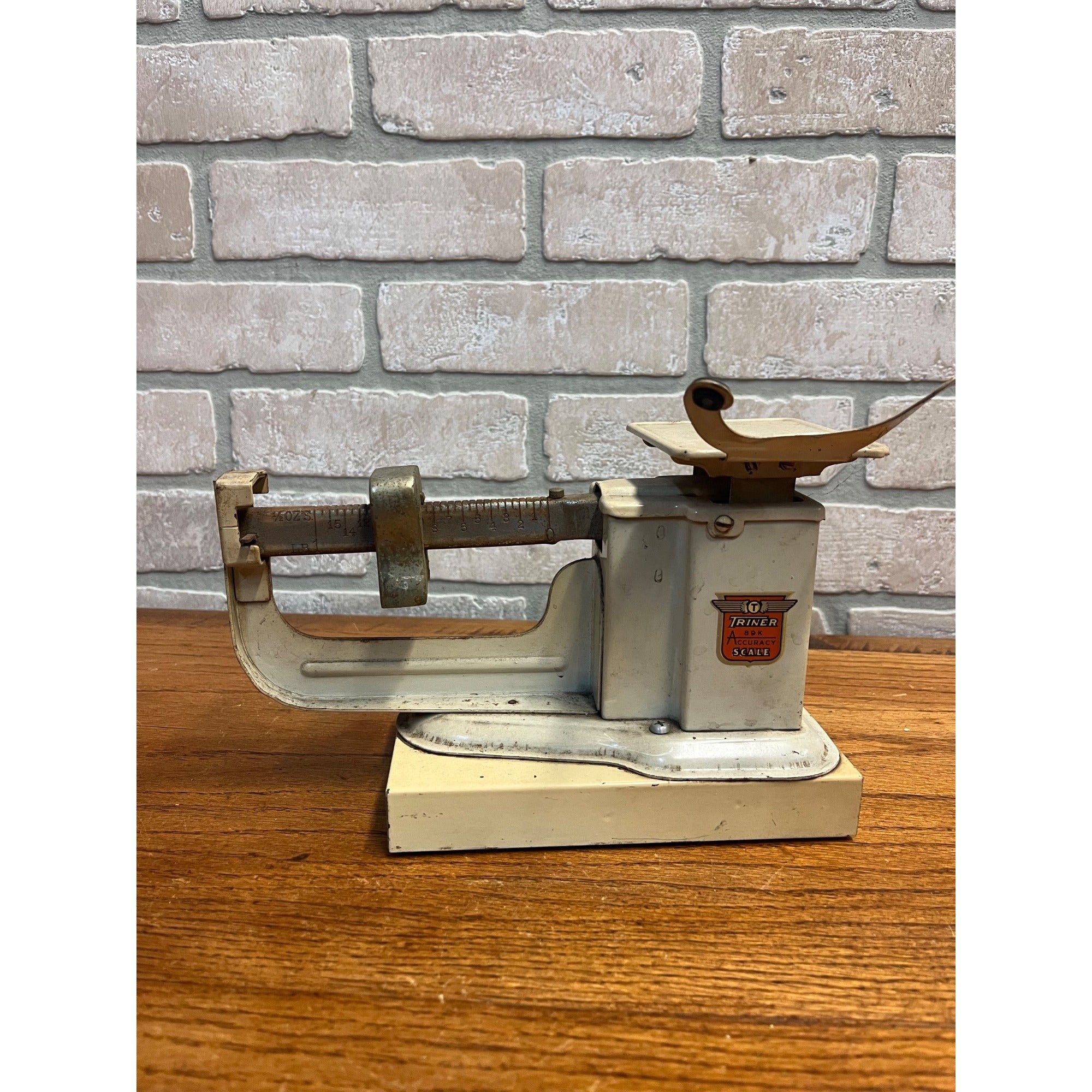 Vintage Triner Beam Scale Apothecary Pharmacy Drug Store White