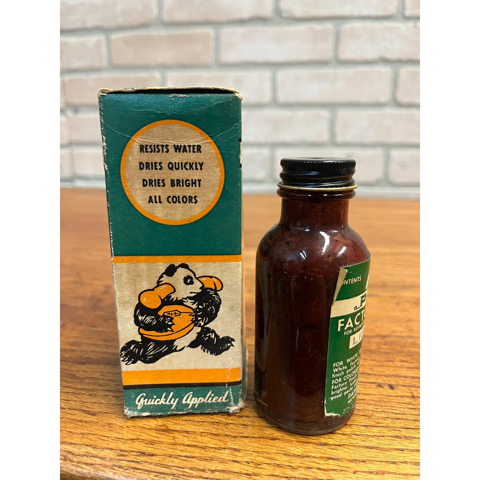 Vintage Panda Shoe Leather Polish Bottle + Box Milwaukee Wis Advertising 1948