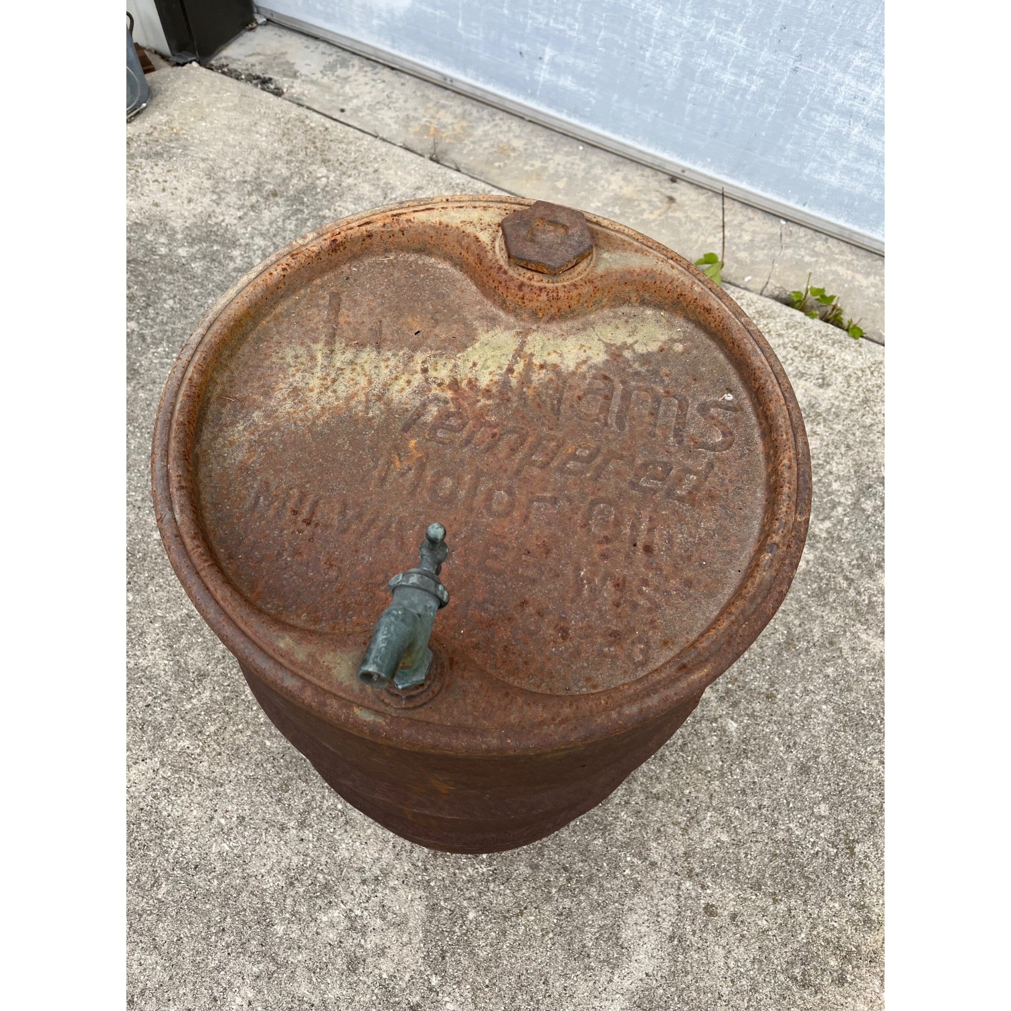 Wadhams Tempered Motor Oil Milwaukee Wis Gas Station 33 Gallon Oil Barrel Drum