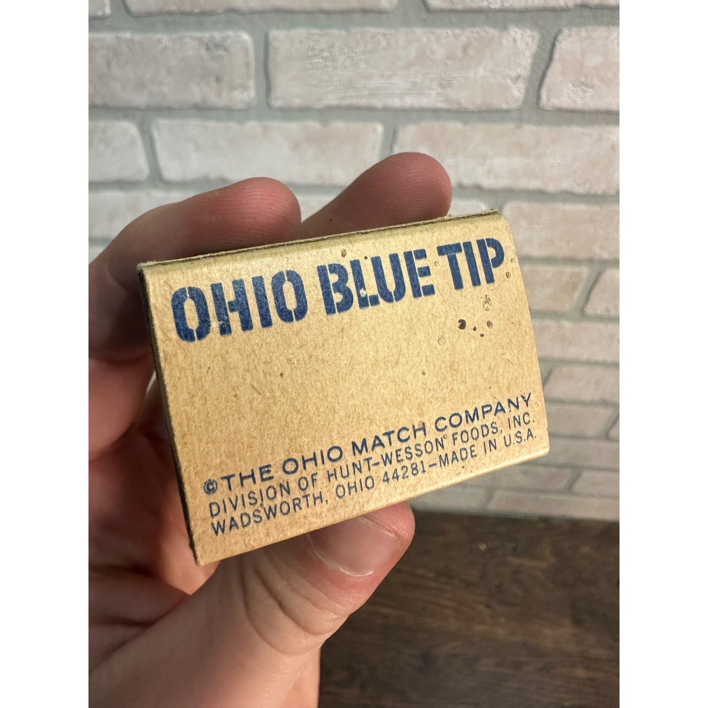 VINTAGE STRIKE ANYWHERE FLAME BOX OHIO BLUE TIP MATCHES 2"x1.5" BOX