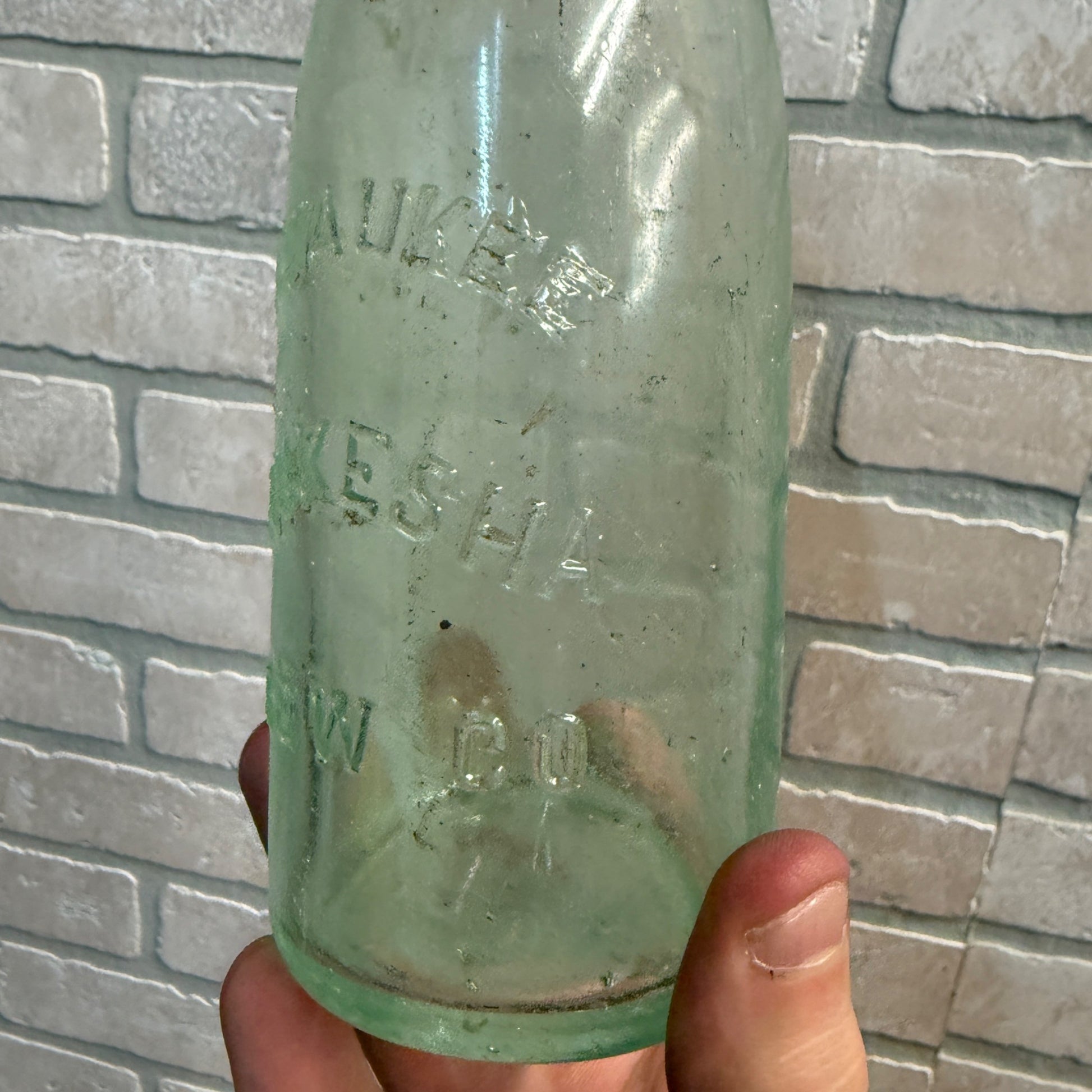 Vintage Pre-Pro Milwaukee Waukesha Brew Co. Clear Beer Bottle Wisconsin 12oz