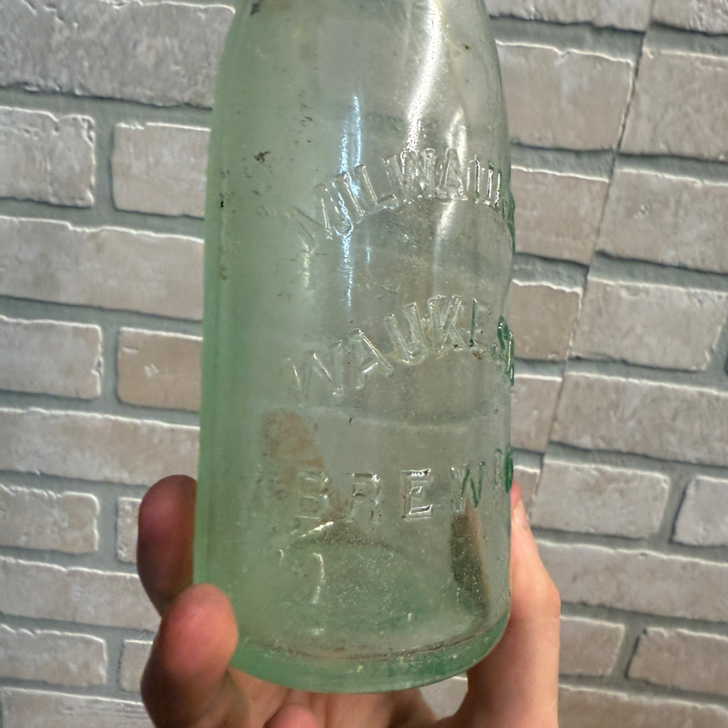 Vintage Pre-Pro Milwaukee Waukesha Brew Co. Clear Beer Bottle Wisconsin 12oz