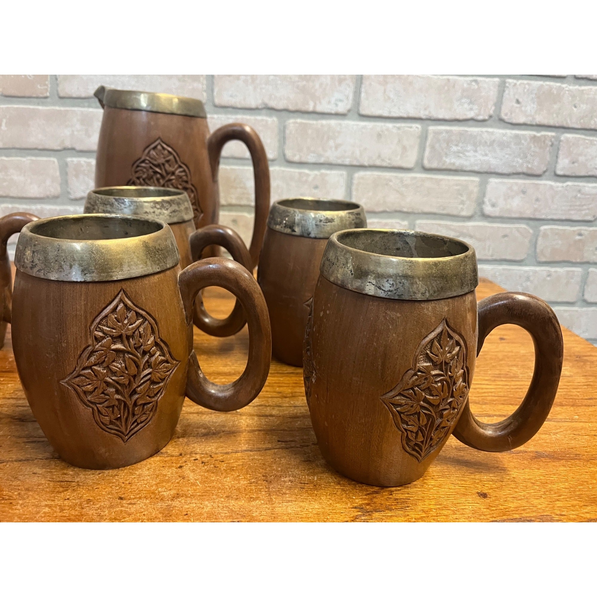 Kitchen Decor – Brothers Antiques