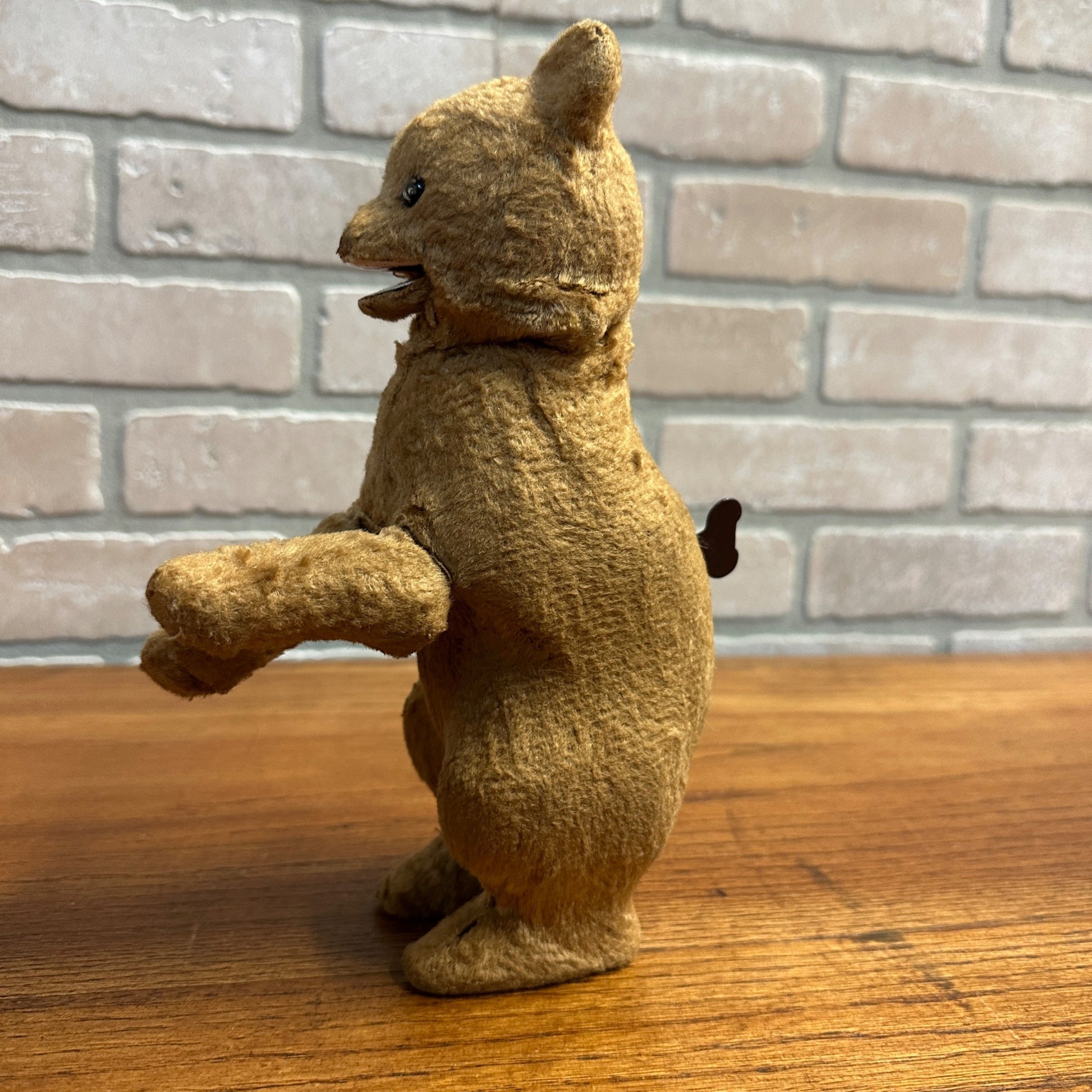 Vintage Mohair Brown Wind up Bear Toy WORKS