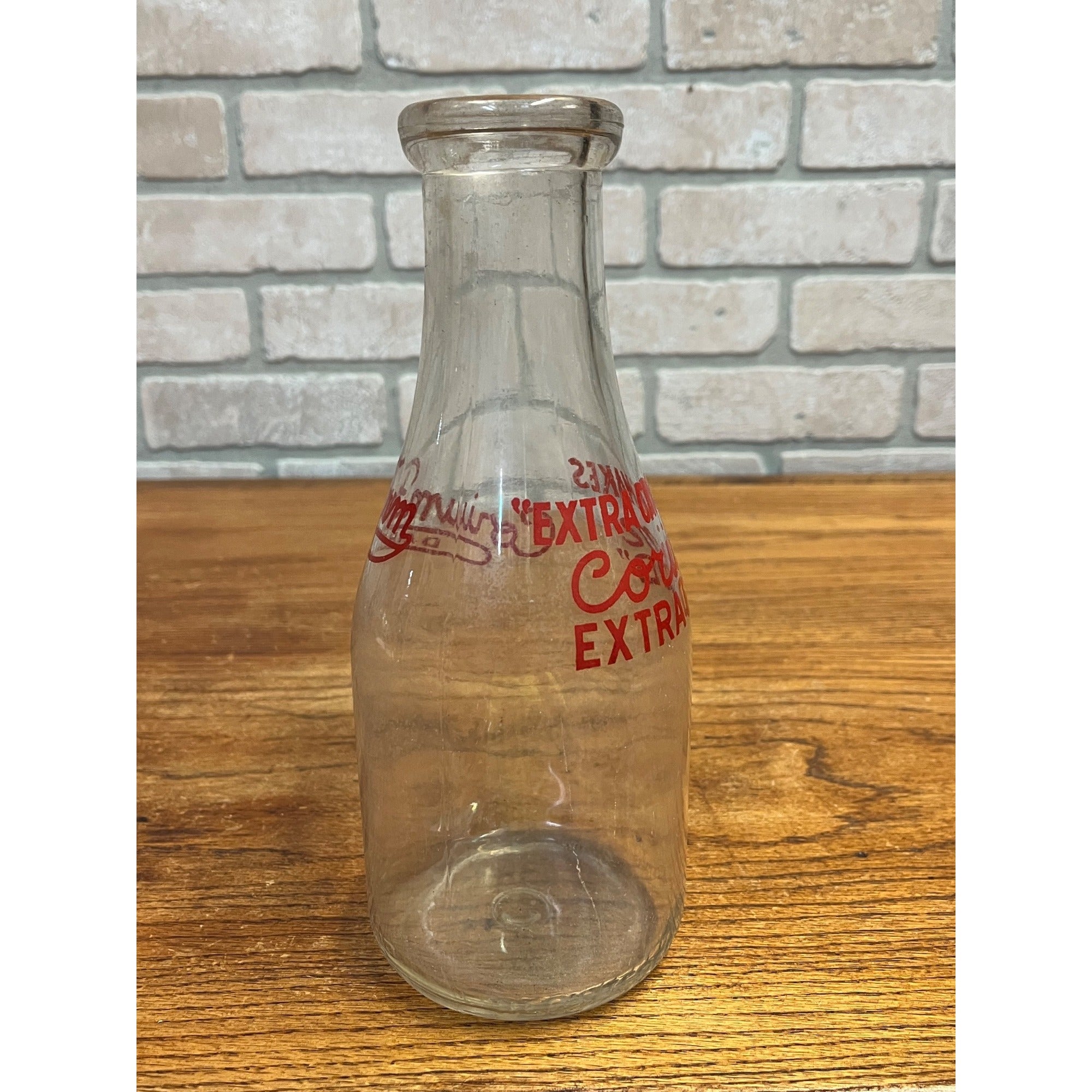 Vintage Corium Dairy ACL Quart Milk Bottle Fond du Lac Wis WI Wisconsin