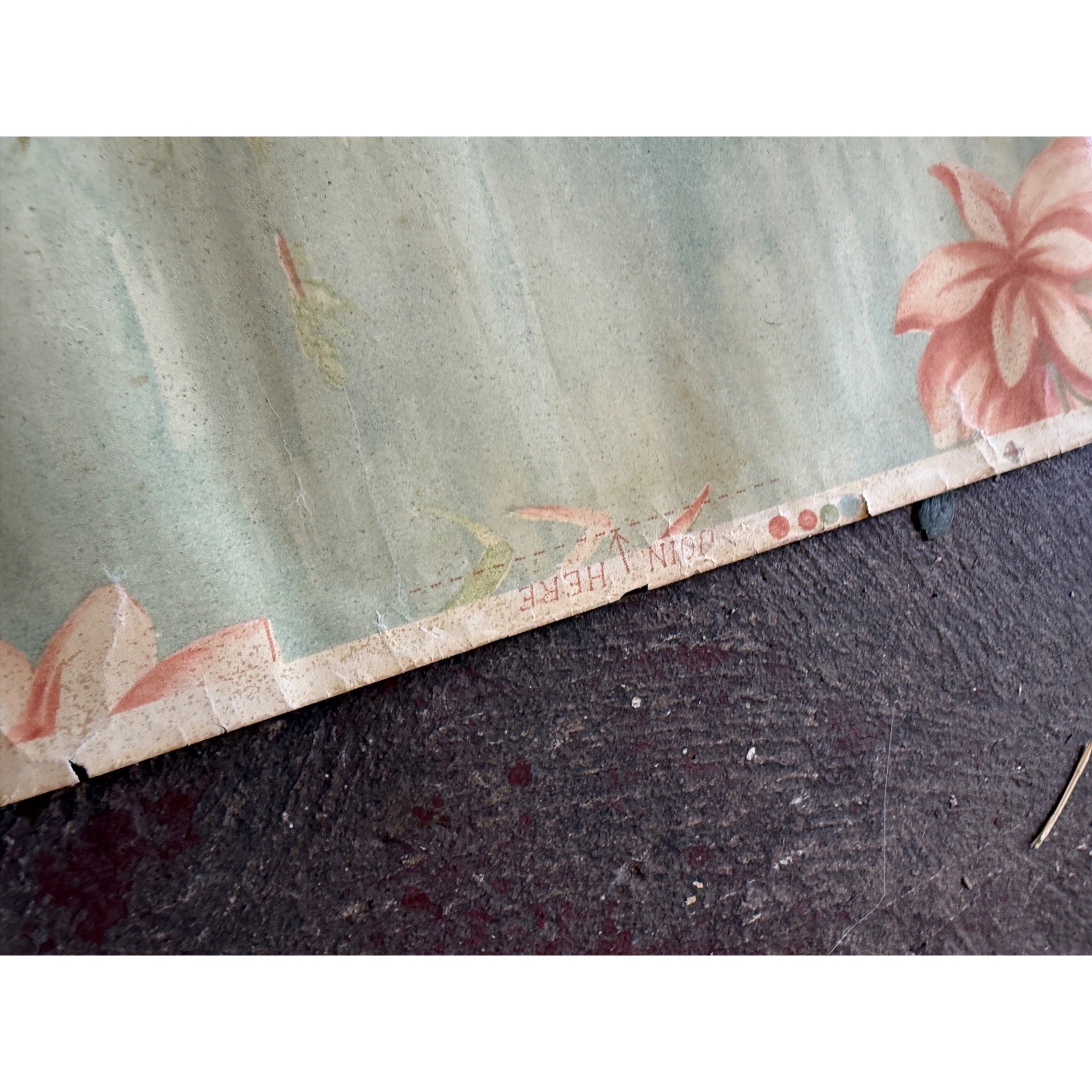 Vintage Floral Water Pink Flower Blue Wallpaper Roll For Crafting Repurpose