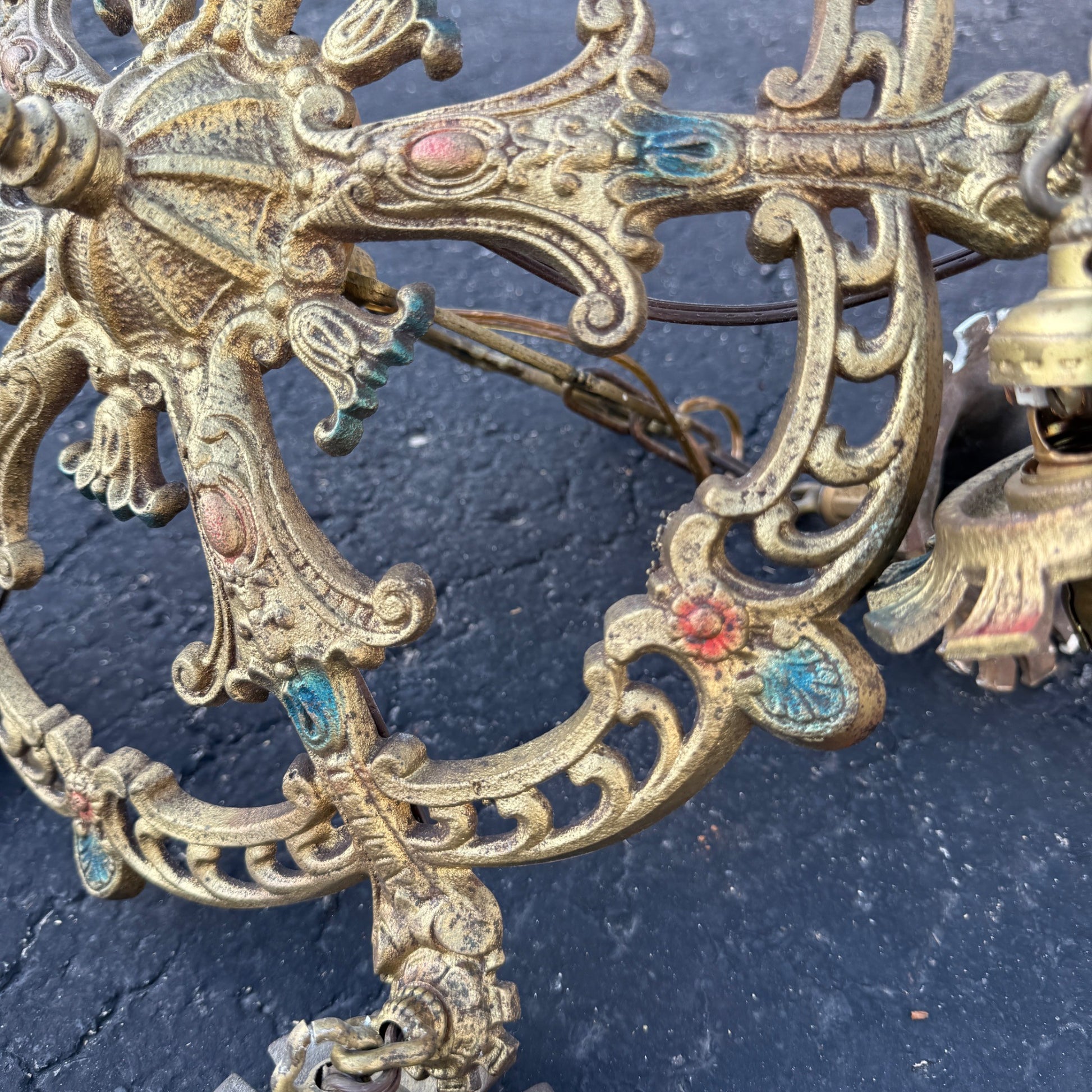 Art Nouveau Era 5-Point Light Fixture Ornate Gold Floral