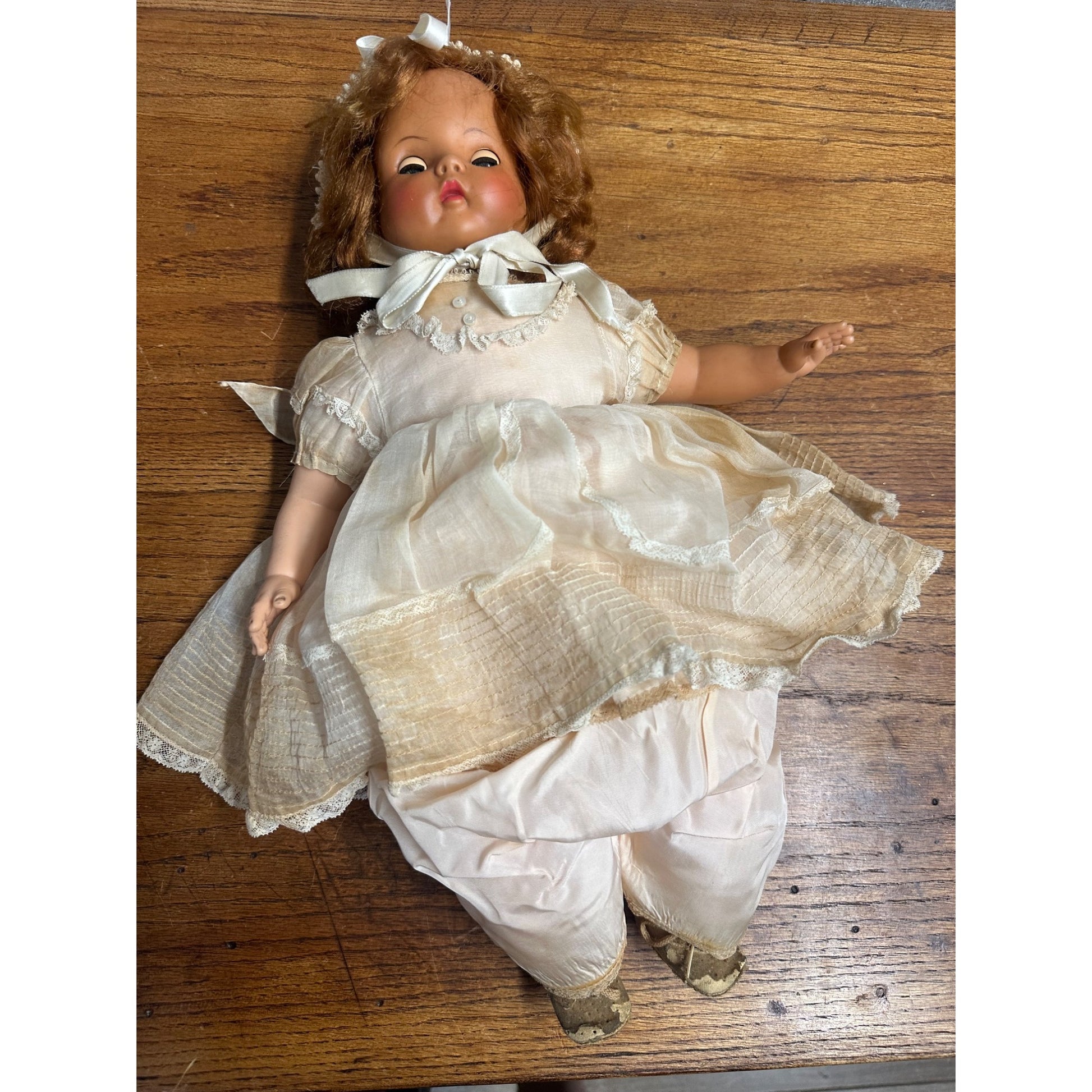 Vintage Madame Alexander Mama Crier Doll Red Hair 18"