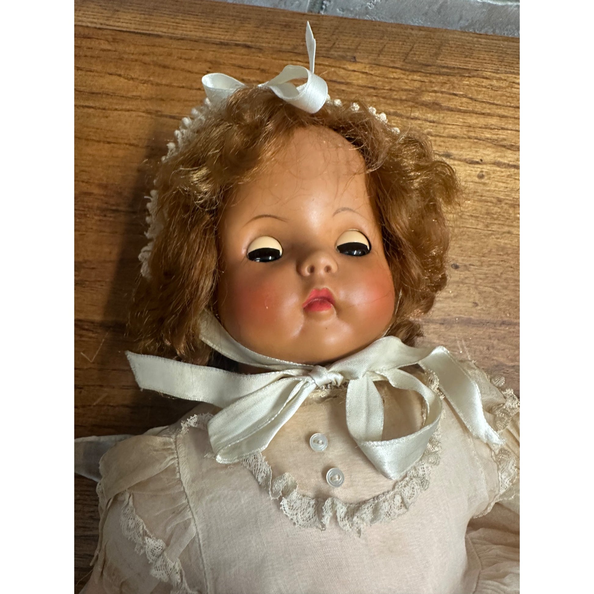 Vintage Madame Alexander Mama Crier Doll Red Hair 18"