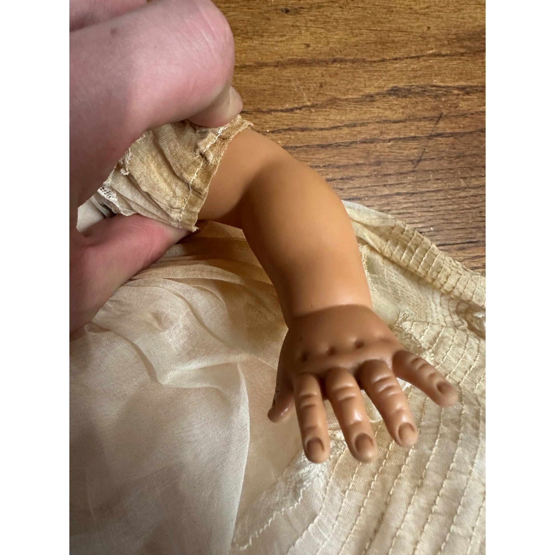 Vintage Madame Alexander Mama Crier Doll Red Hair 18"