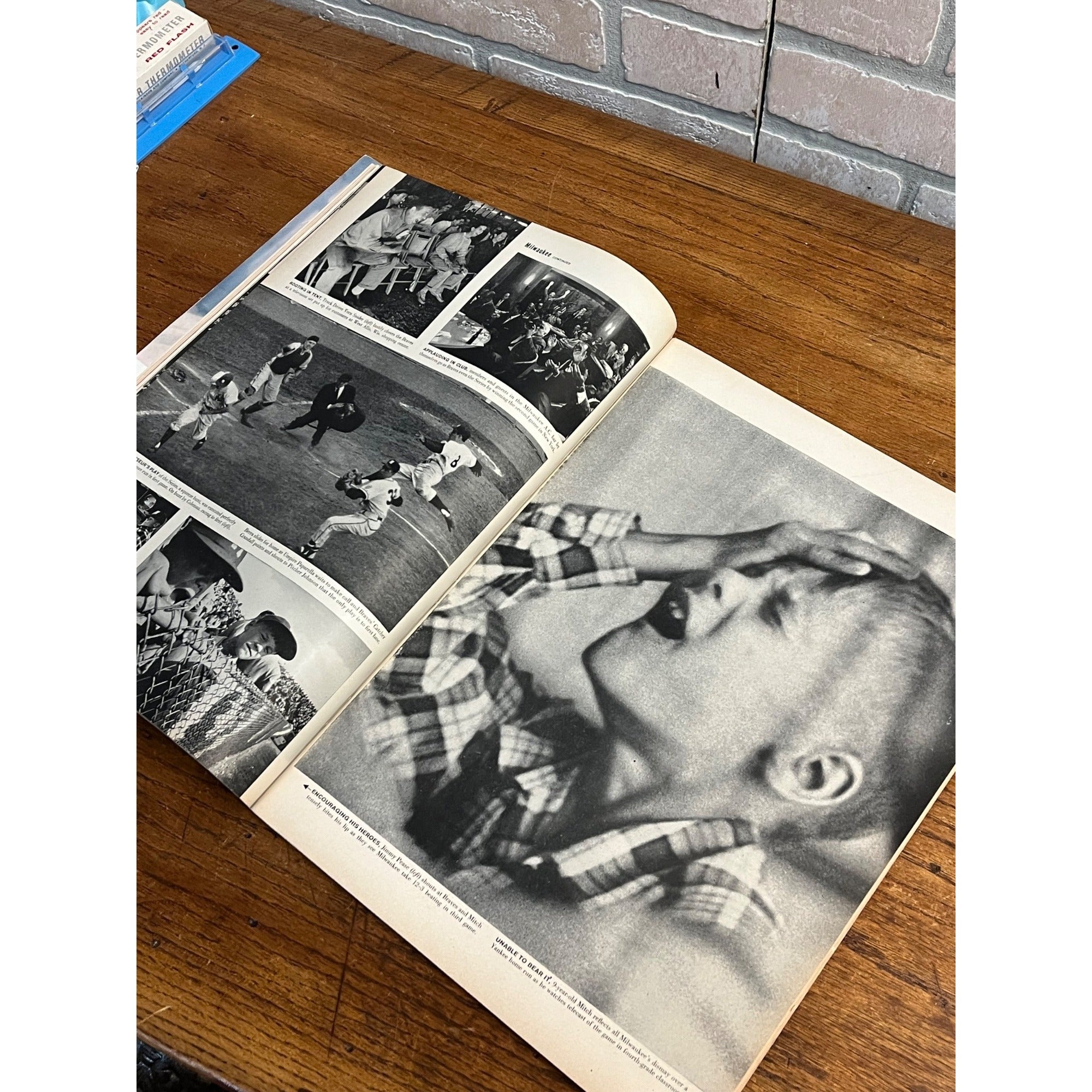 1957 October 14 Life Magazine - Milwaukee Braves World Series Parade Whoops