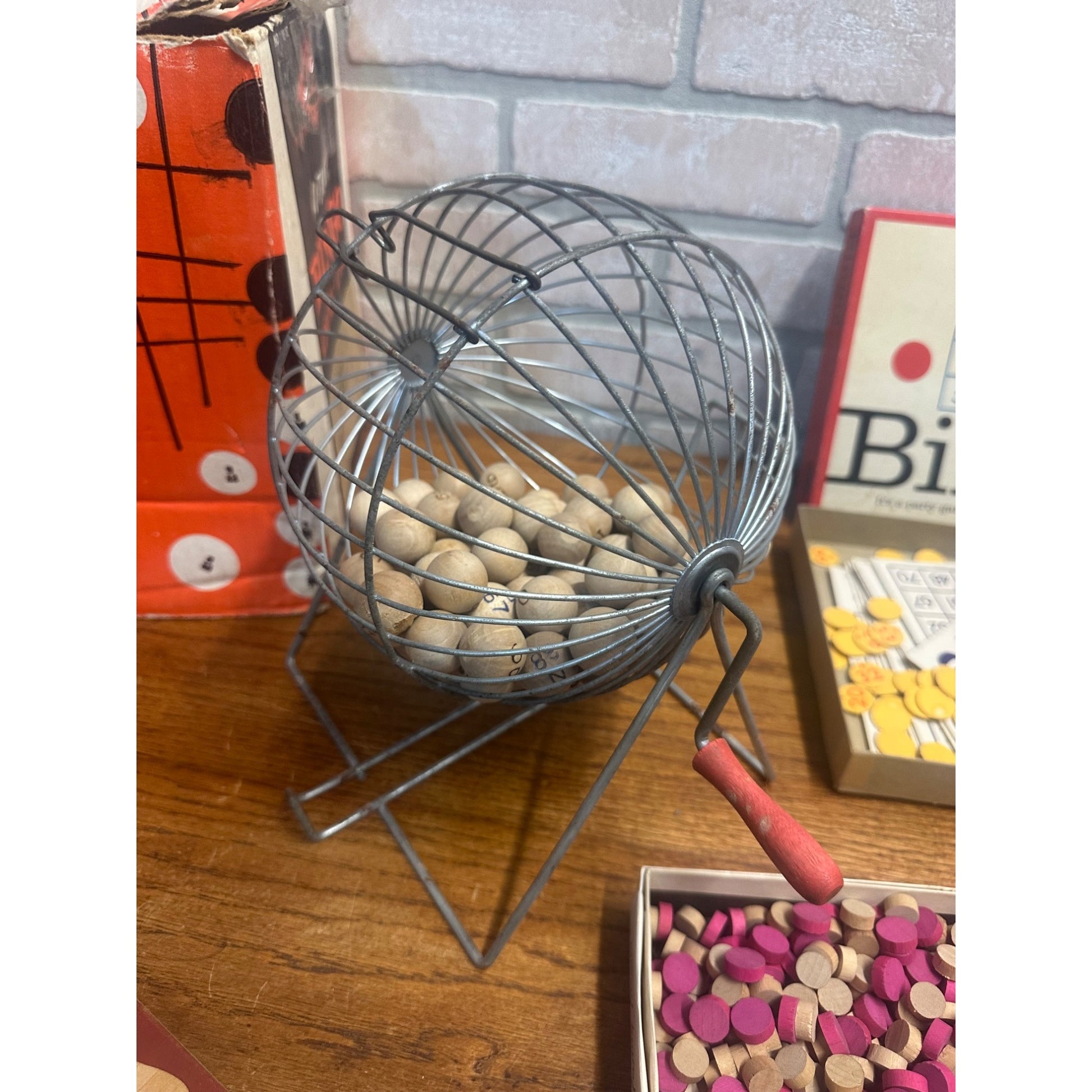 Lowe 1941 Bingo Party Set Cards, Master Board, Chute Cage, Balls, Box, Markers