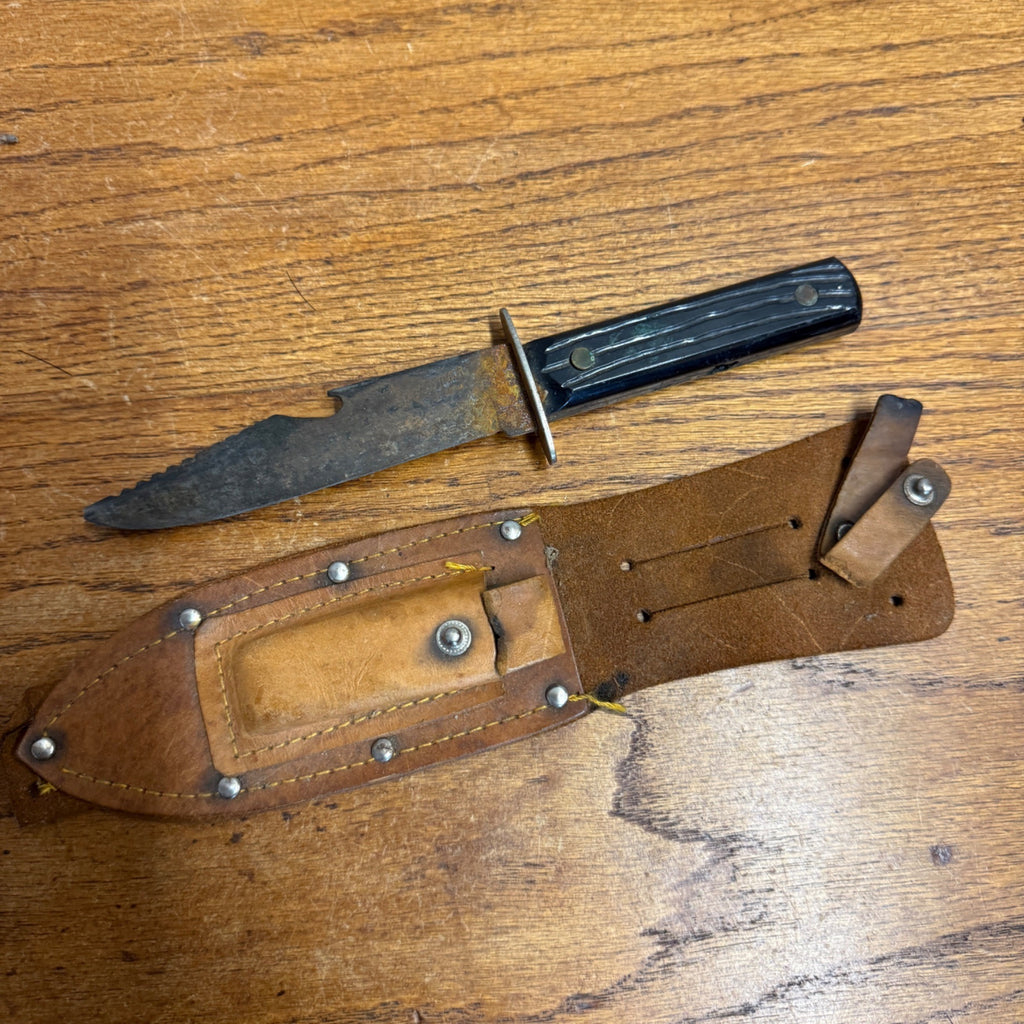 Vintage Utica Sportsman fixed Blade Hunting Knife & Sheath