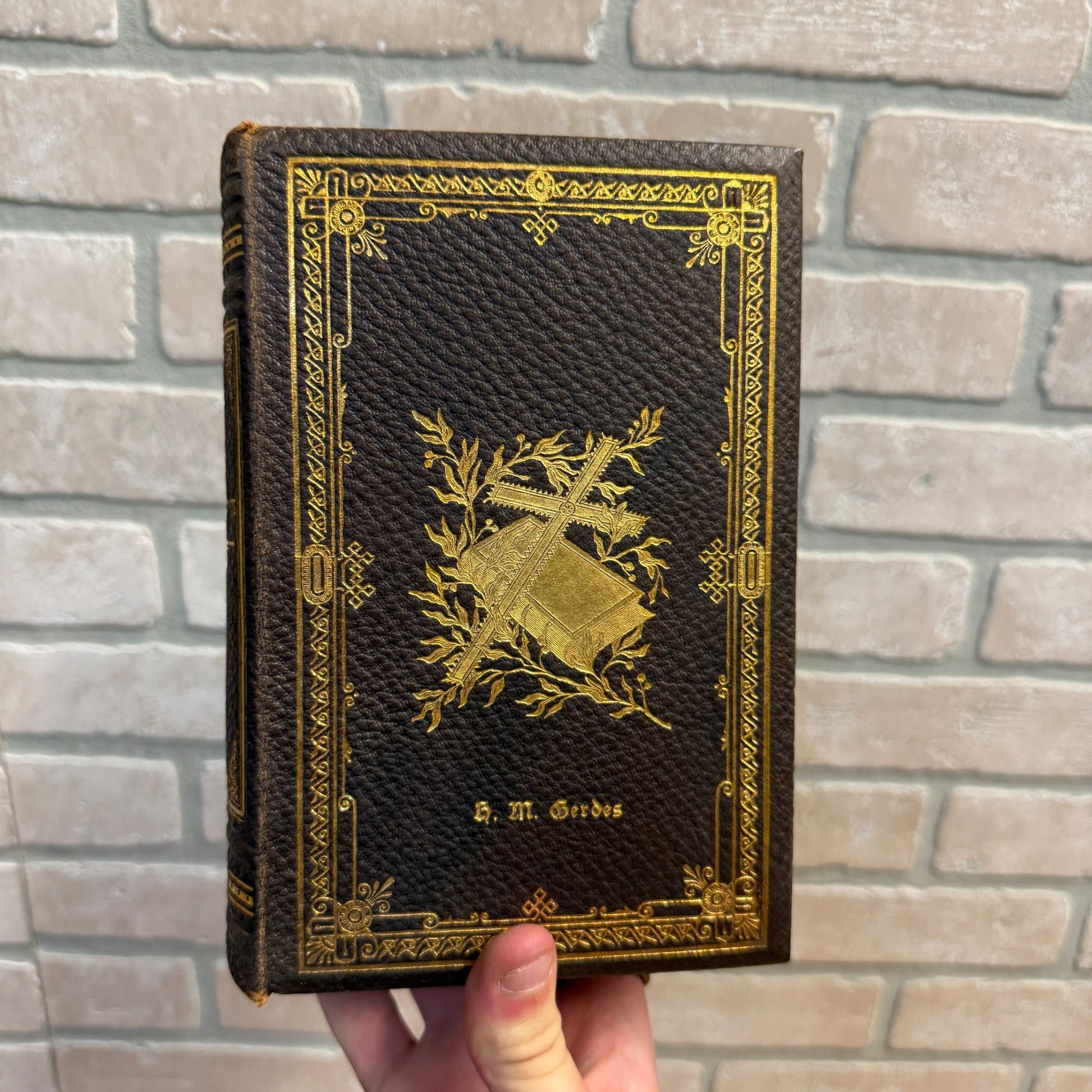 Antique German Bible Martin Luther (1900) Ornate Gold Gilt Hardcover
