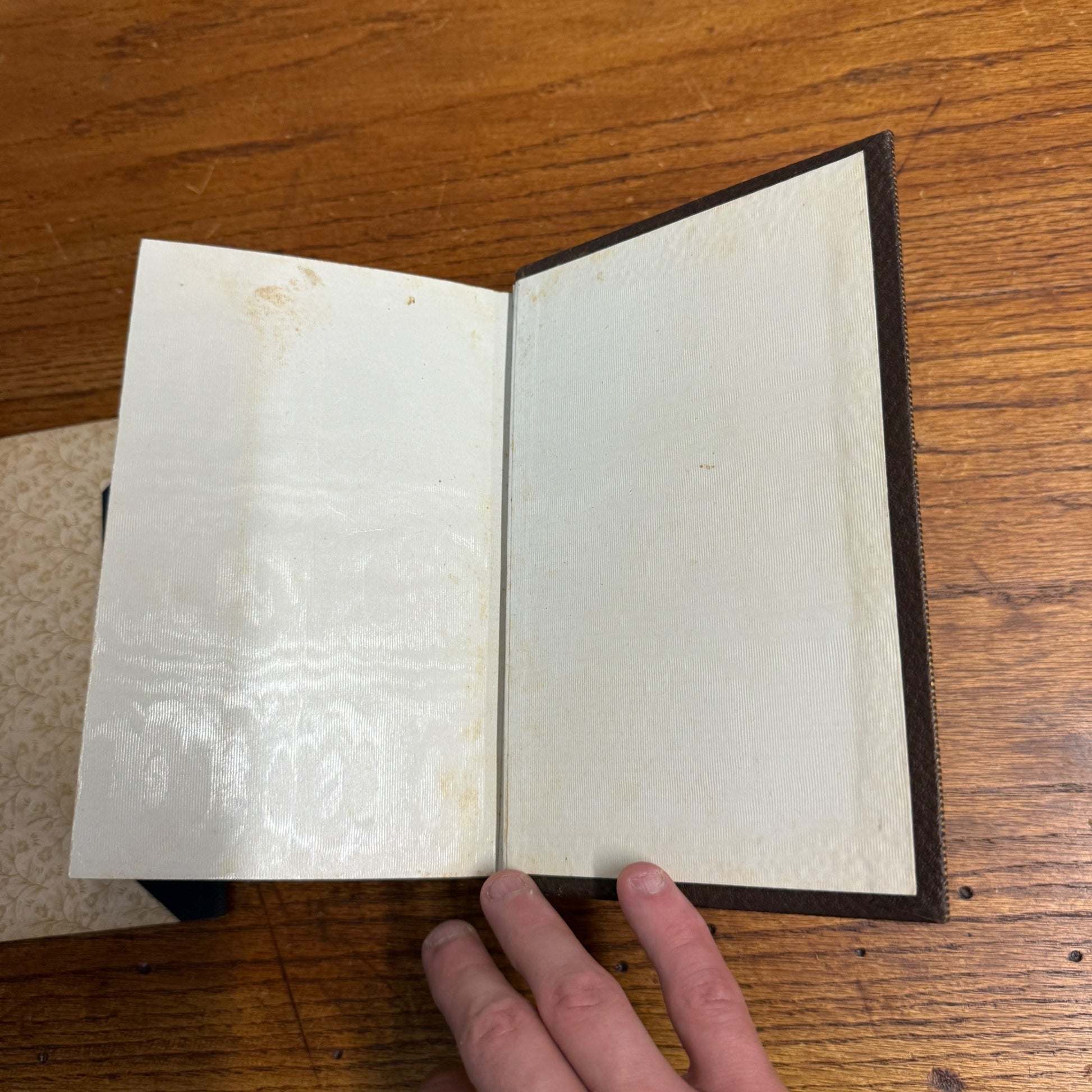 Antique German Bible Martin Luther (1900) Ornate Gold Gilt Hardcover