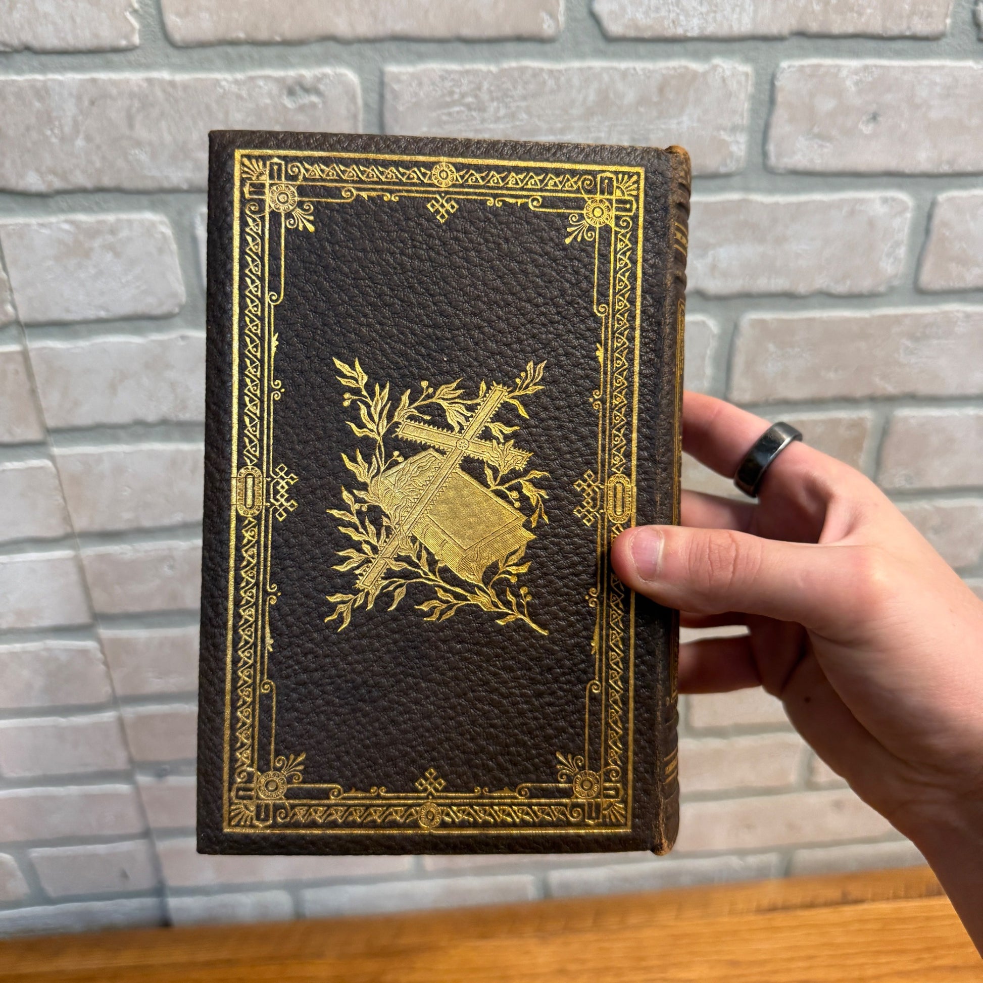 Antique German Bible Martin Luther (1900) Ornate Gold Gilt Hardcover