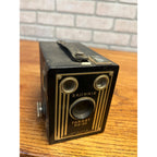 Vintage Eastman Kodak Brownie Target Box Camera Six-20 - Untested