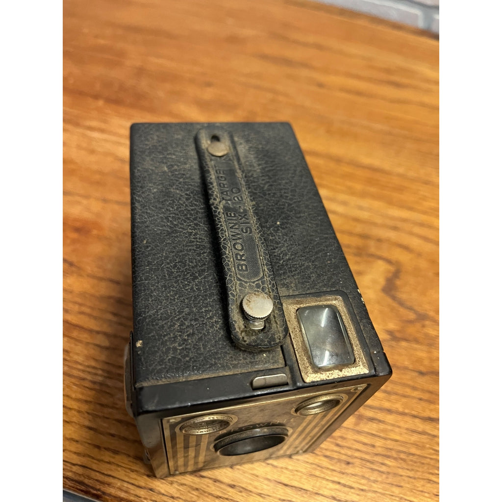 Vintage Eastman Kodak Brownie Target Box Camera Six-20 - Untested