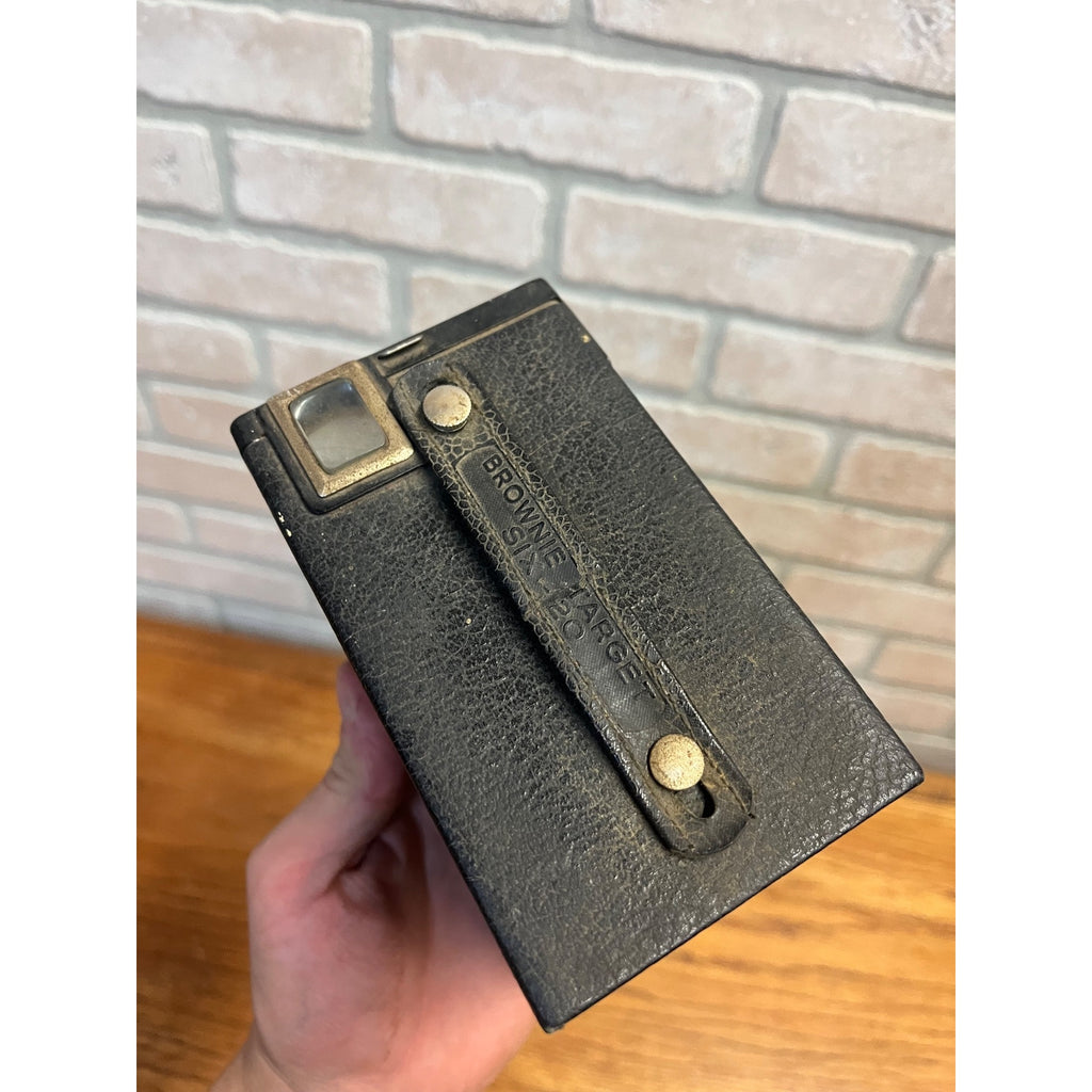 Vintage Eastman Kodak Brownie Target Box Camera Six-20 - Untested