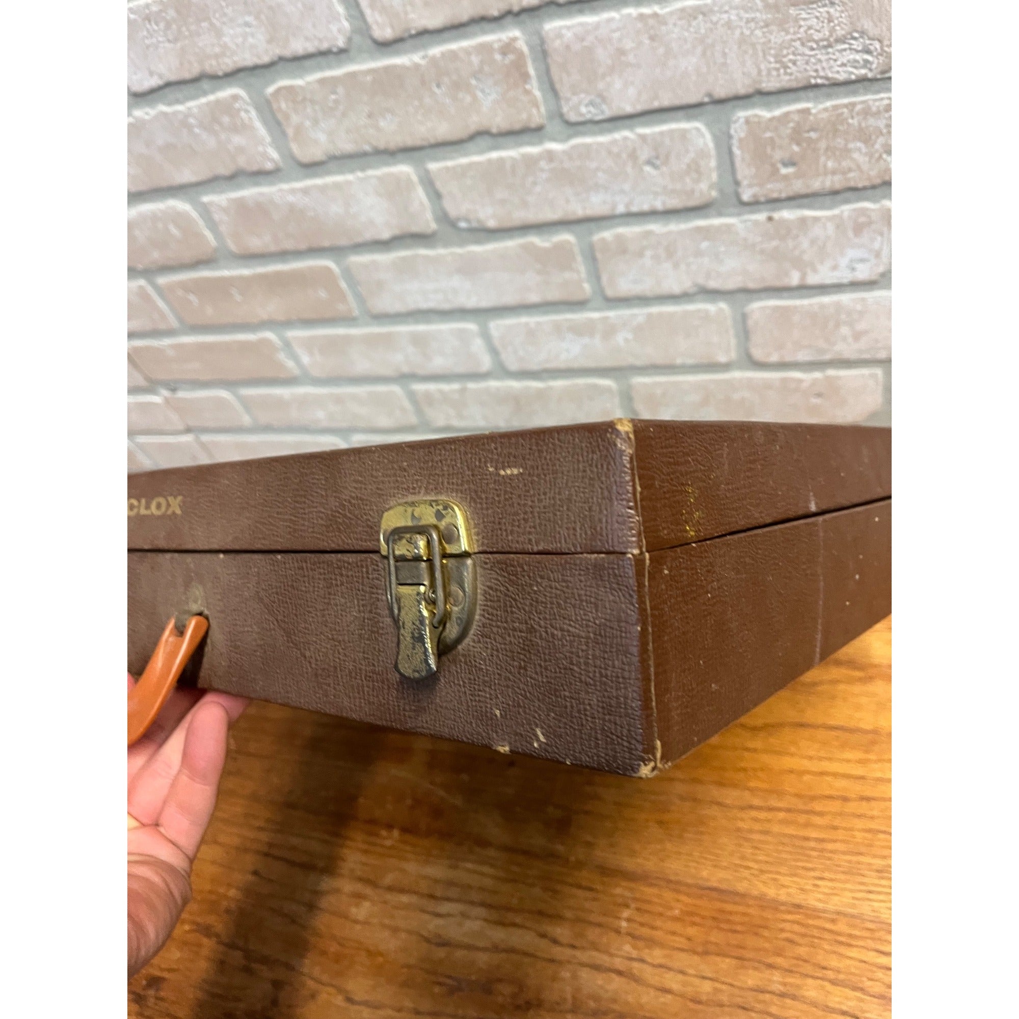 Vintage 1960s Westclox Electric Clock Traveling Salesman Sample Advertising Case