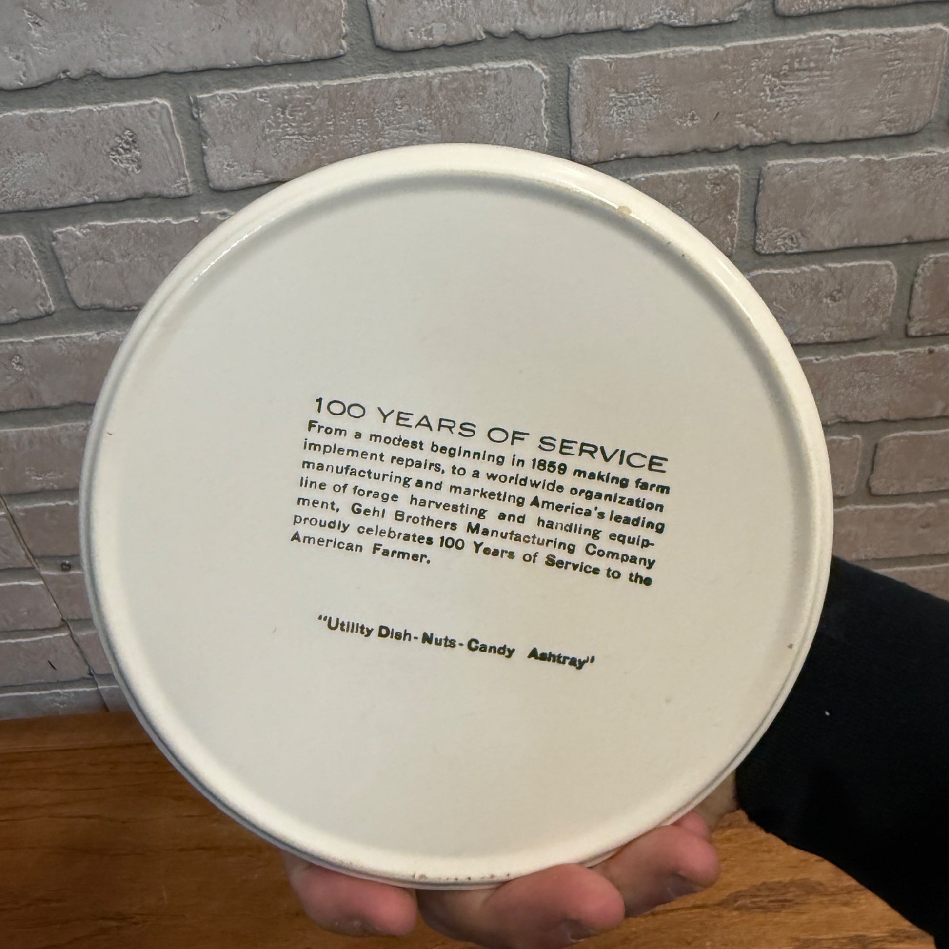 Vintage Gehl Farm Machinery Advertising Ceramic Ashtray Dish West Bend Wisconsin