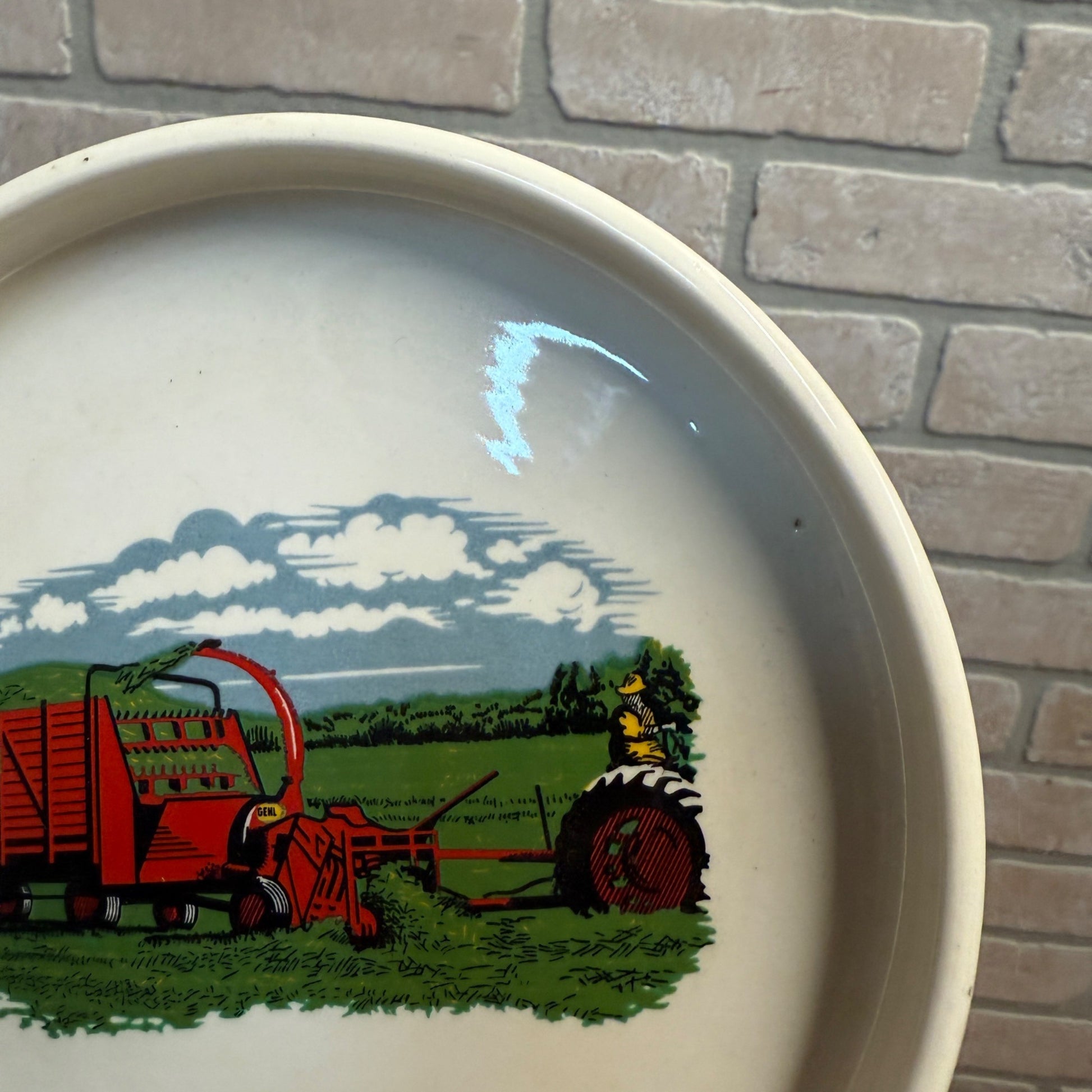 Vintage Gehl Farm Machinery Advertising Ceramic Ashtray Dish West Bend Wisconsin